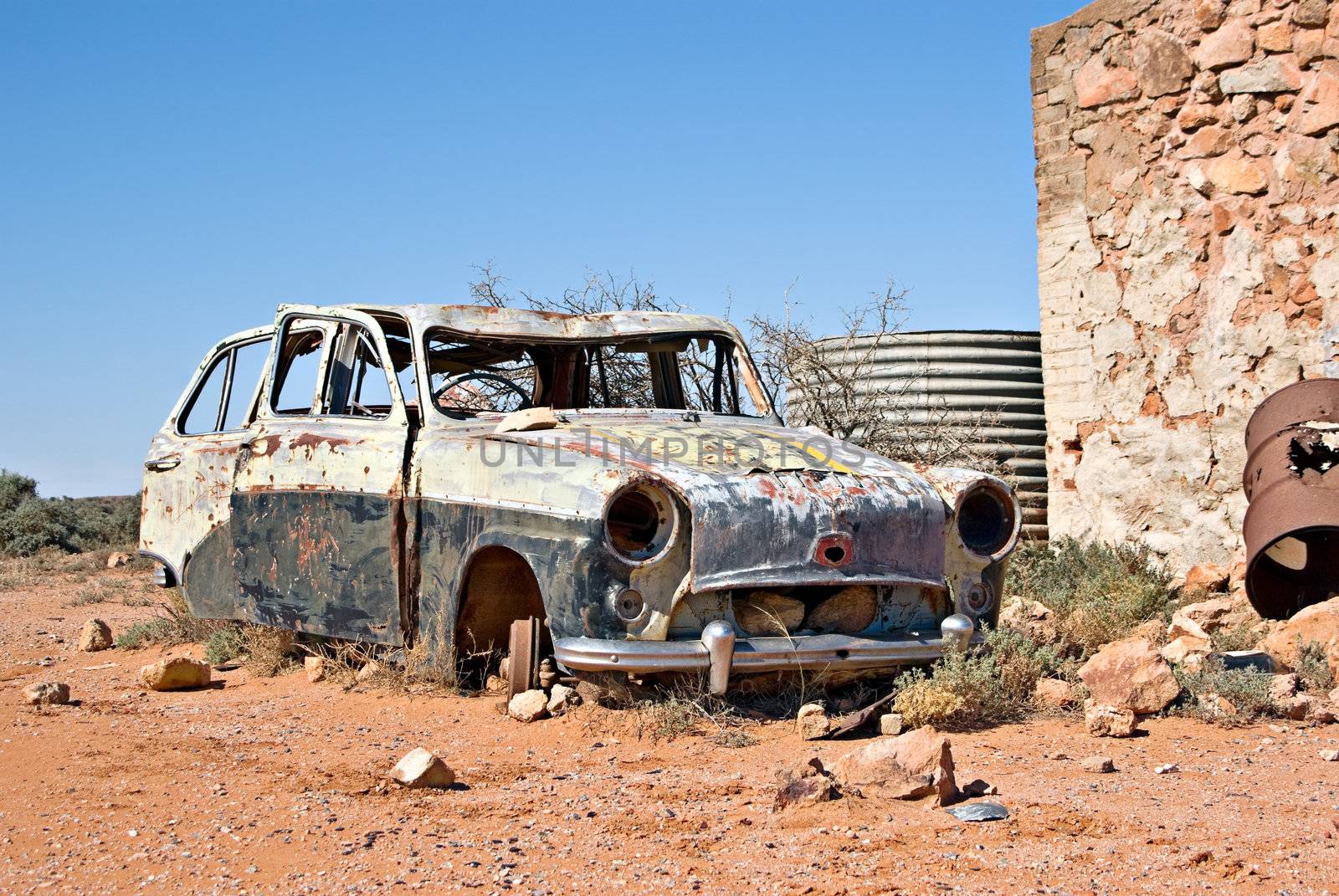 great image of an old car in the desert