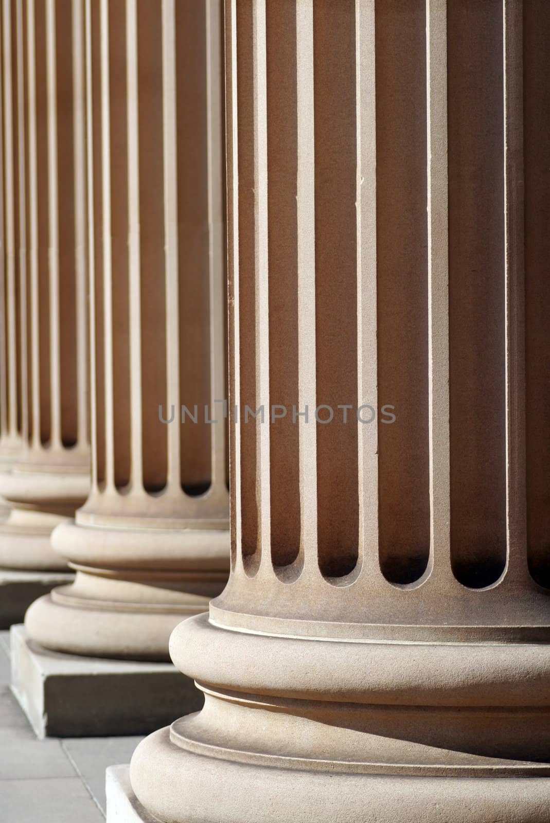 Classical Columns by thorsten