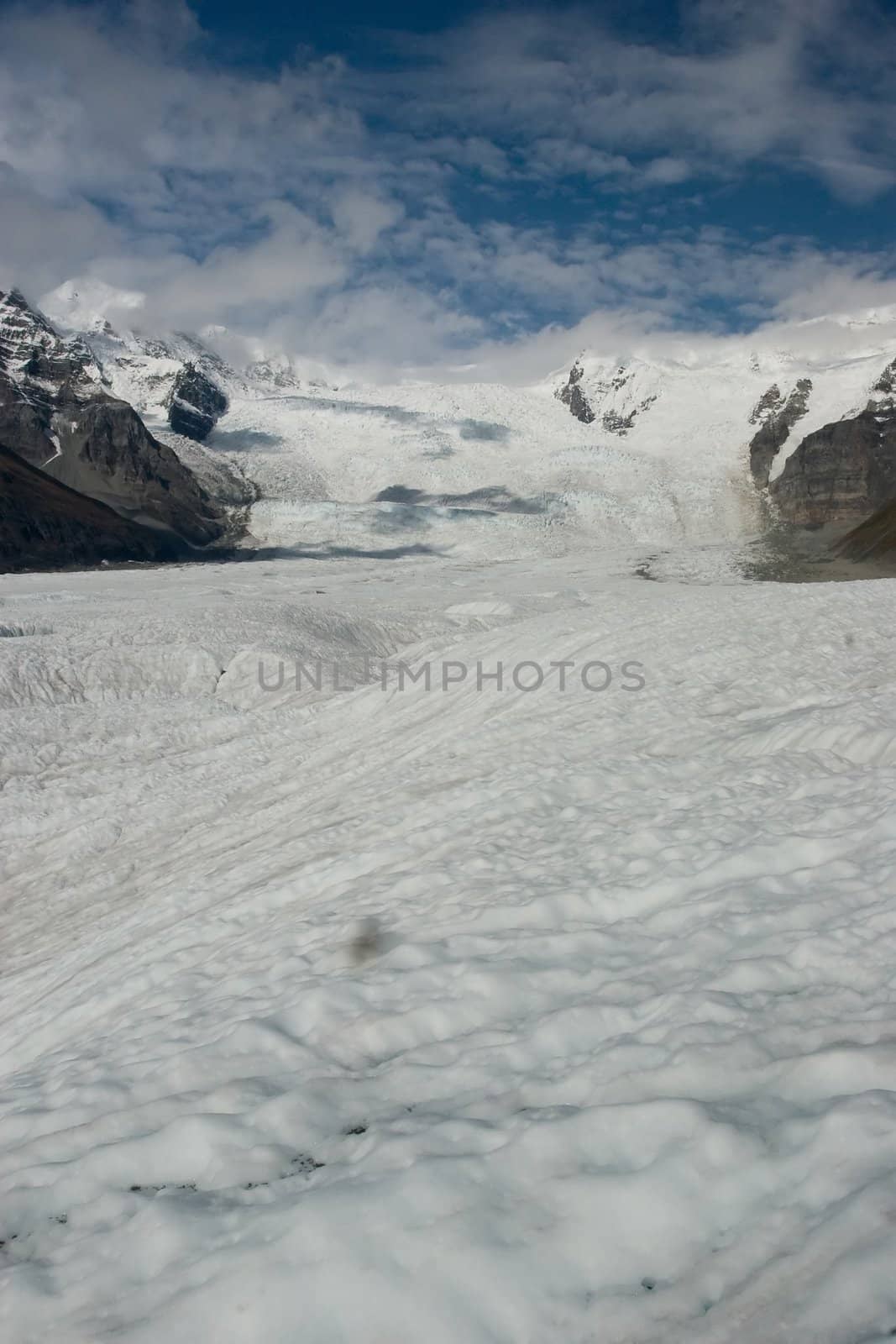 Established in 1980 by the Alaska National Interest Lands Conservation Act, Wrangell-St. Elias National Park and Preserve is a United States National Park in southern Alaska.