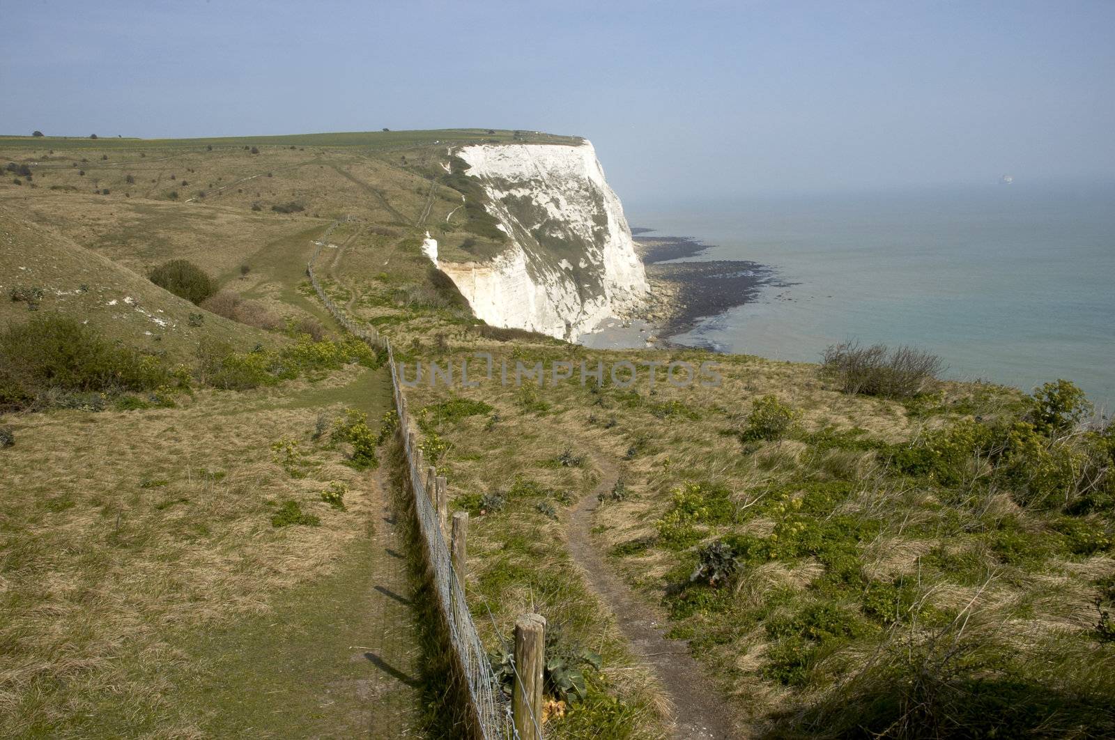 White cliffs of Dover  by mbtaichi