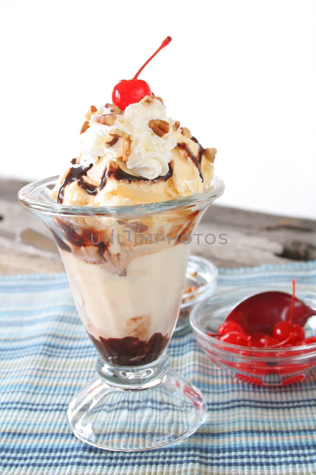 Hot Fudge Sundae by thephotoguy