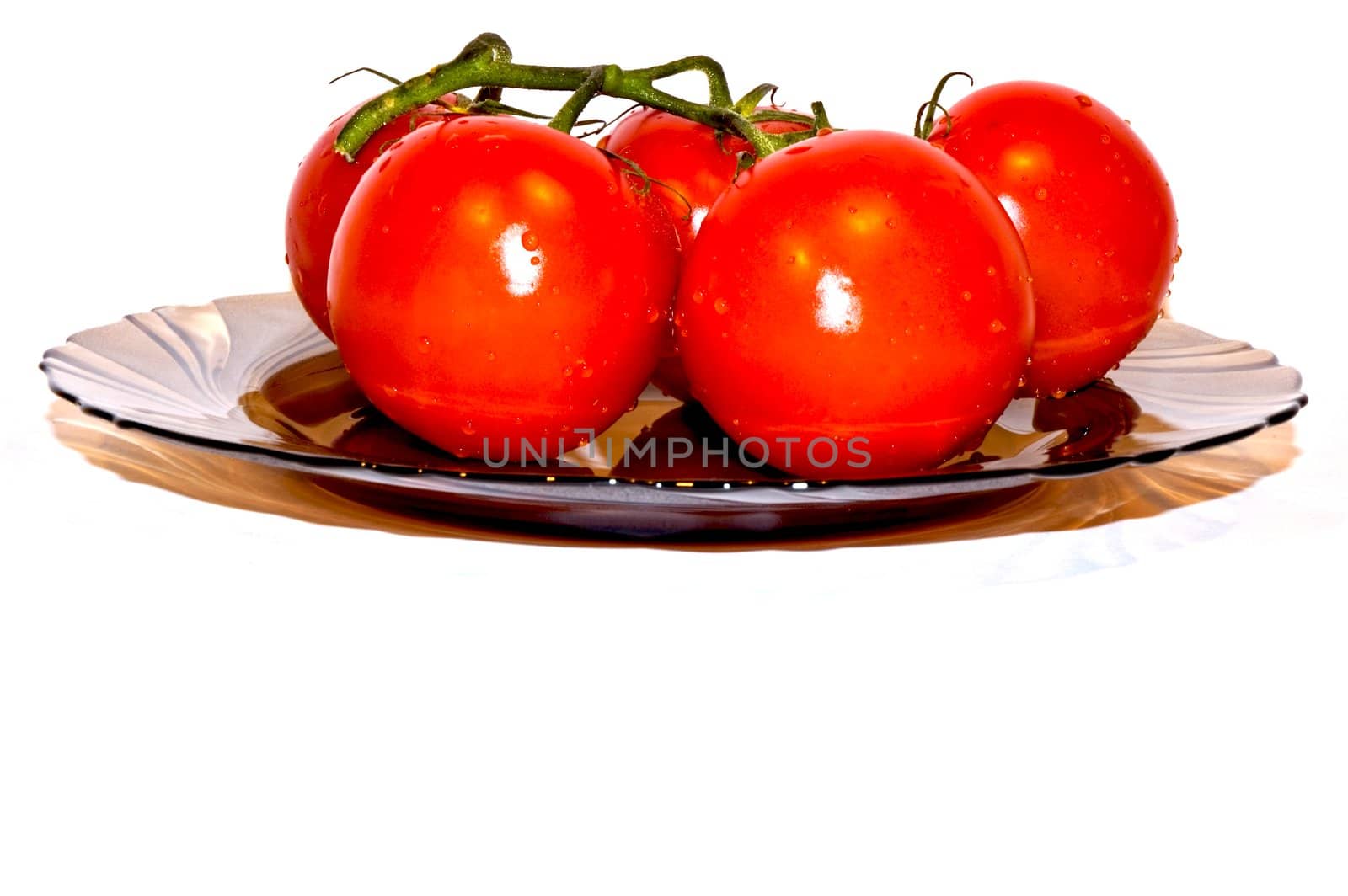 Tomato on plate by Michalowski