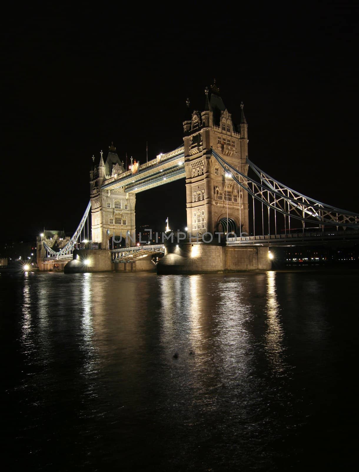 London, Tower Bridge at night