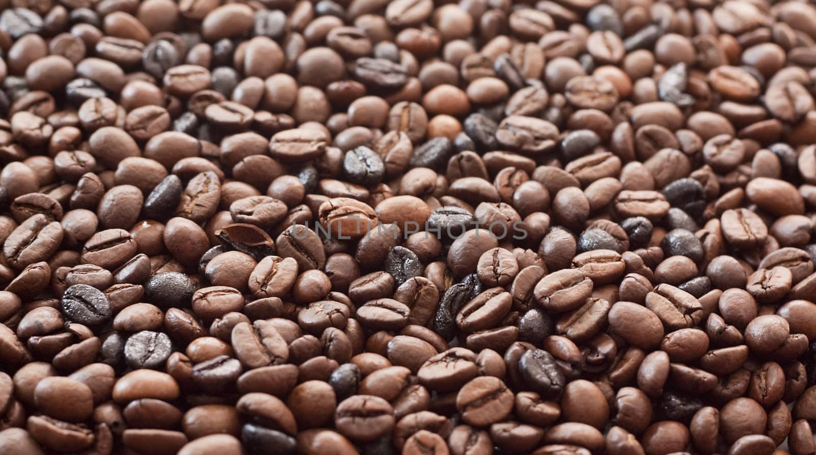 Background of roasted coffee beans.