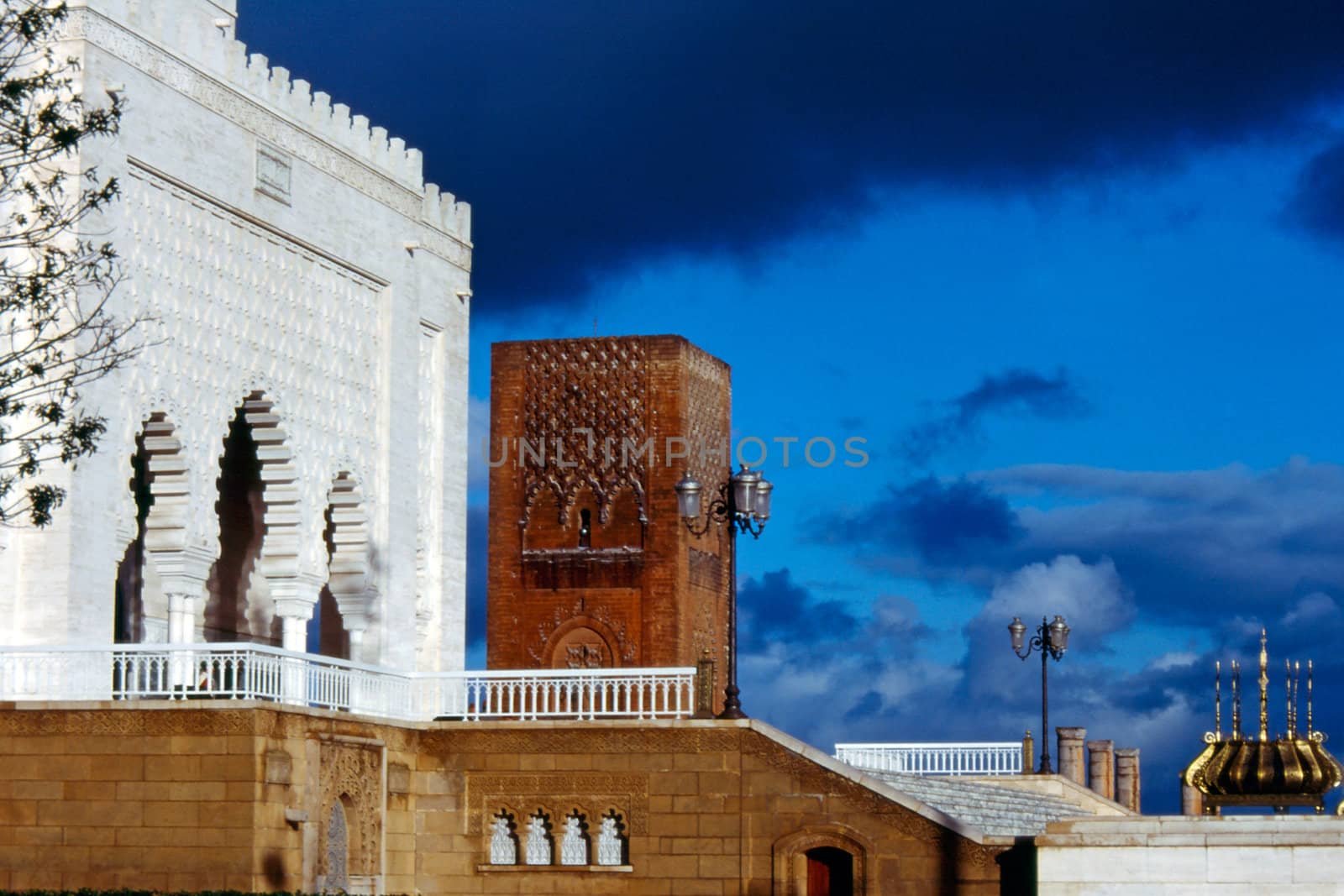 Main entrance at mausoleum of Mohamed V 