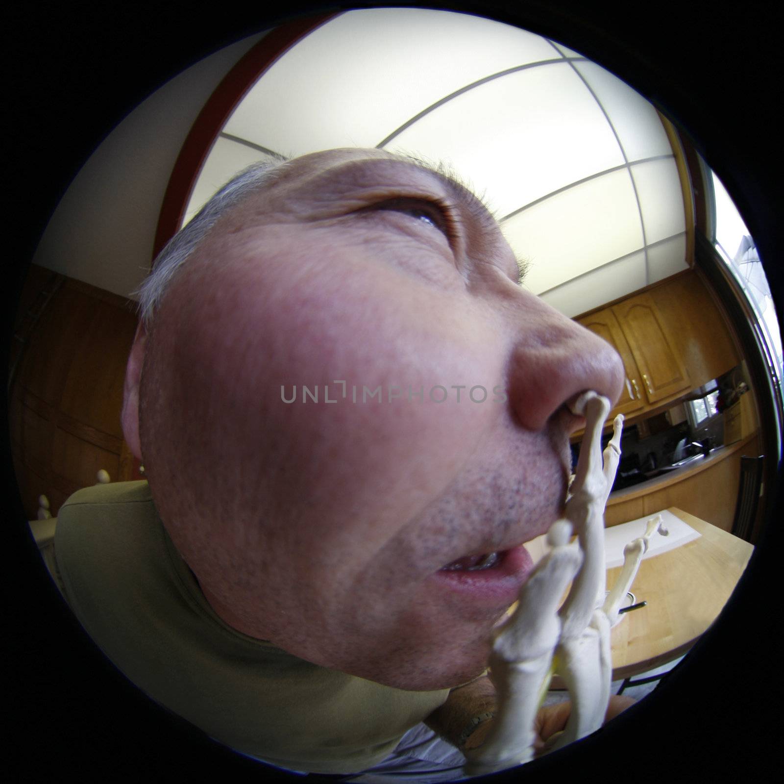 Pick my nose by Imagecom