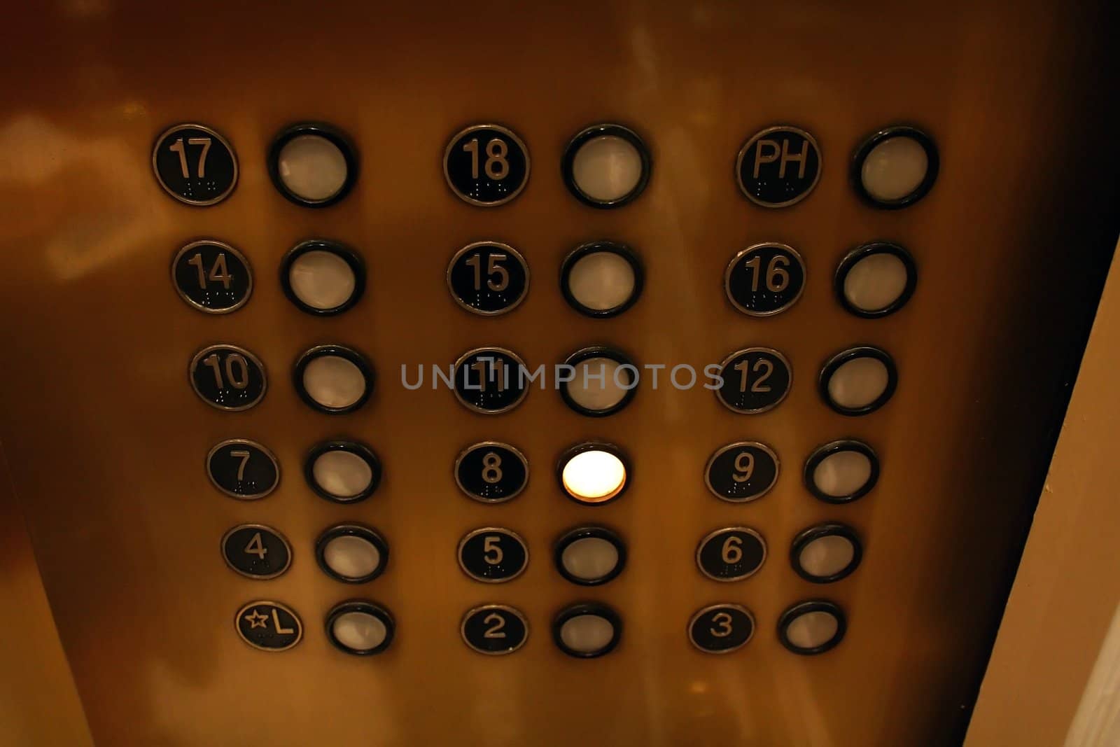 Elevator buttons by mahnken