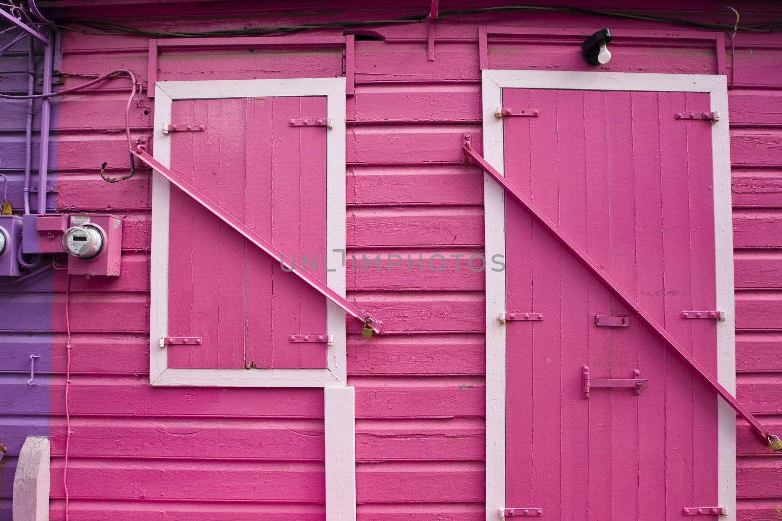 Tortola's Door by didipagani