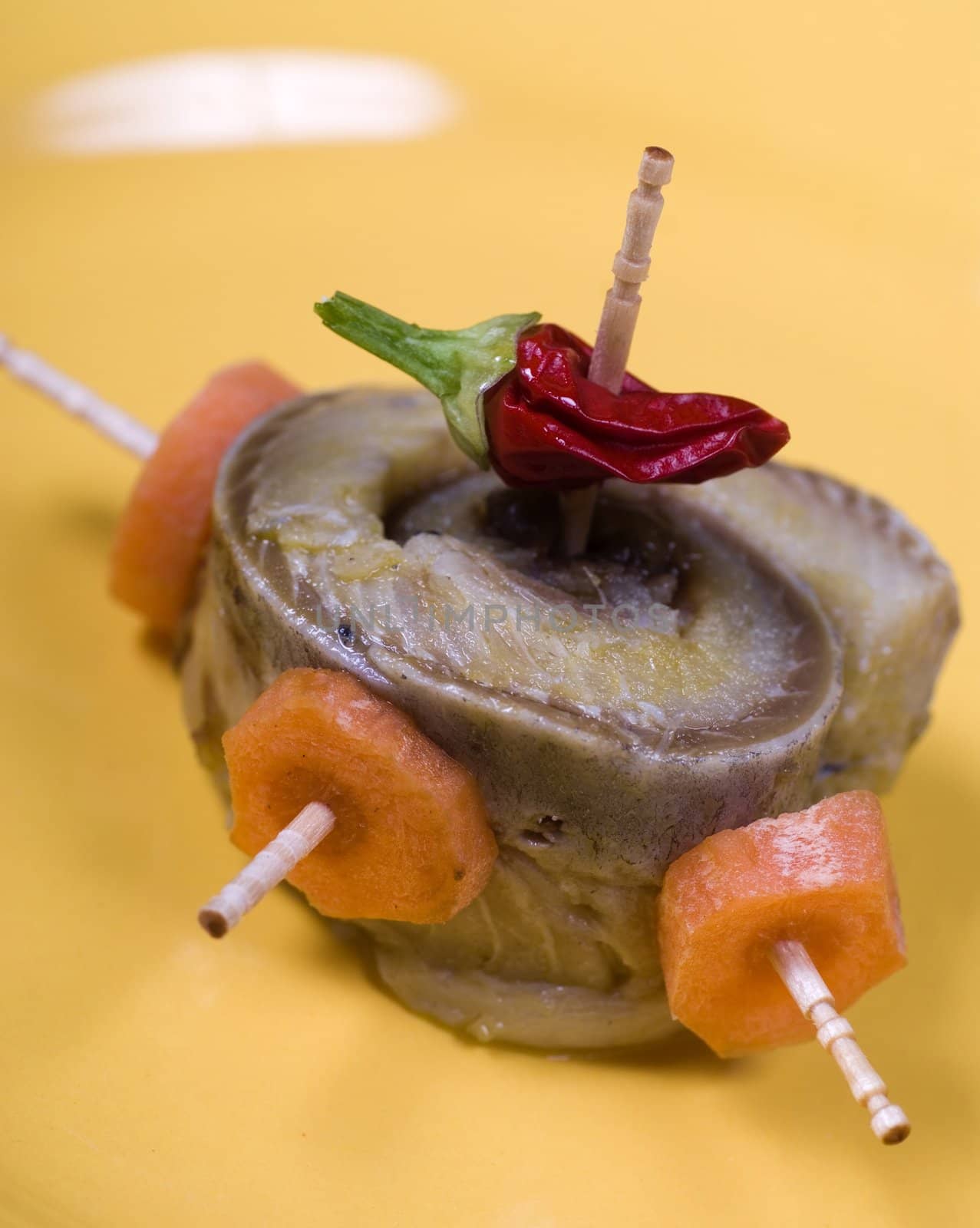 Rolled fillet herring with vegetables 