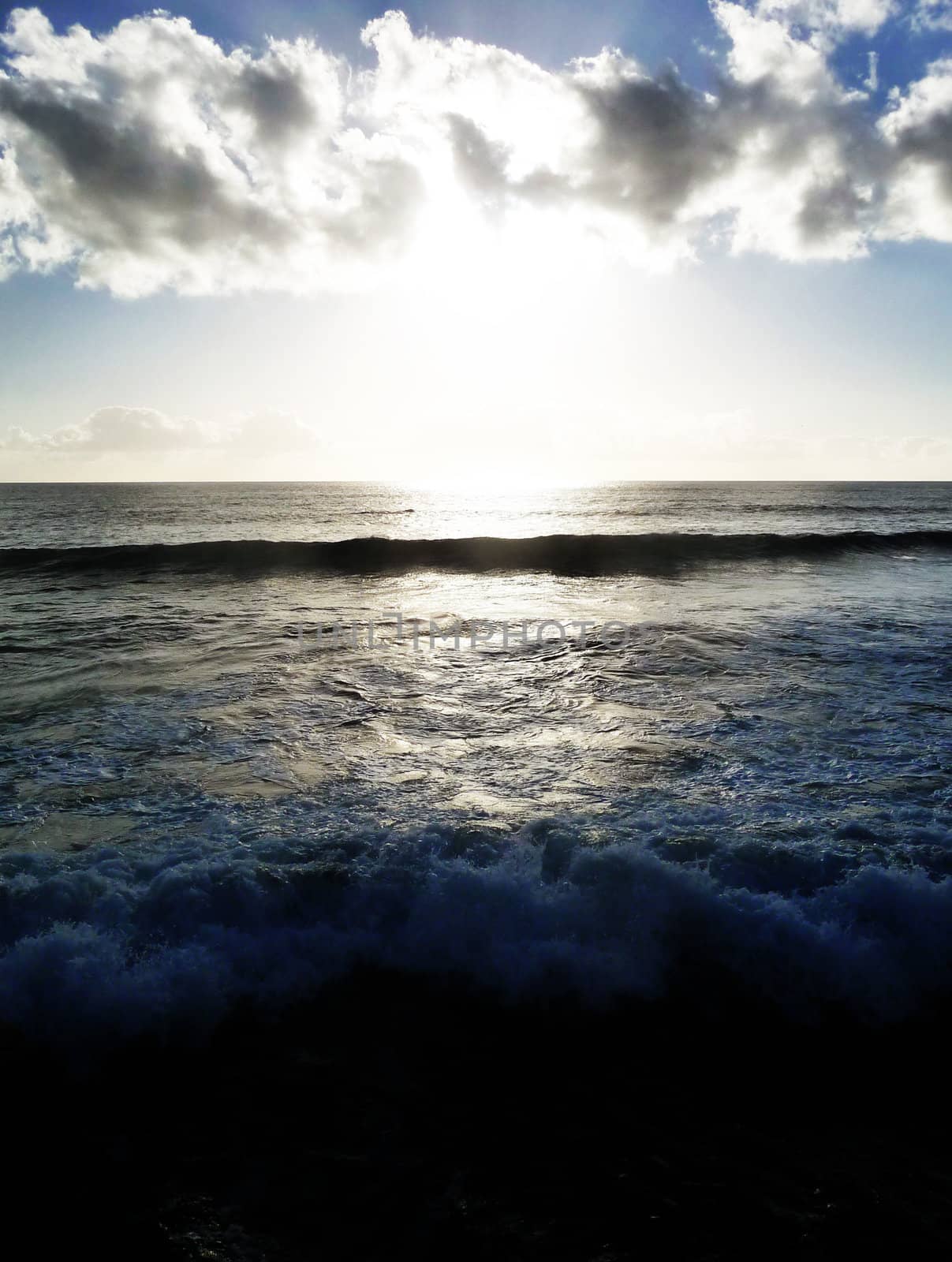 A sunset over an oceanic view.