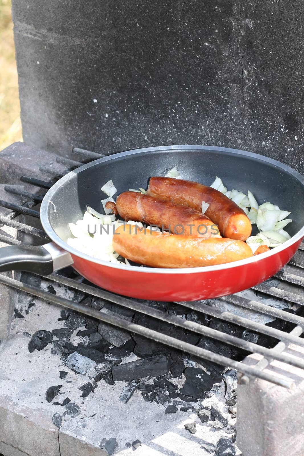 barbecue, sausage by miczu