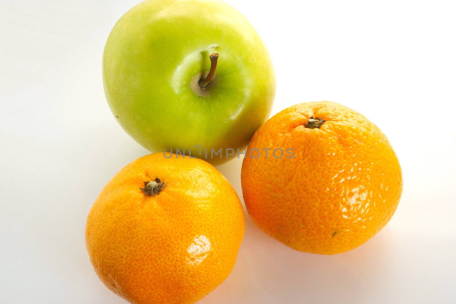 apple with two oranges