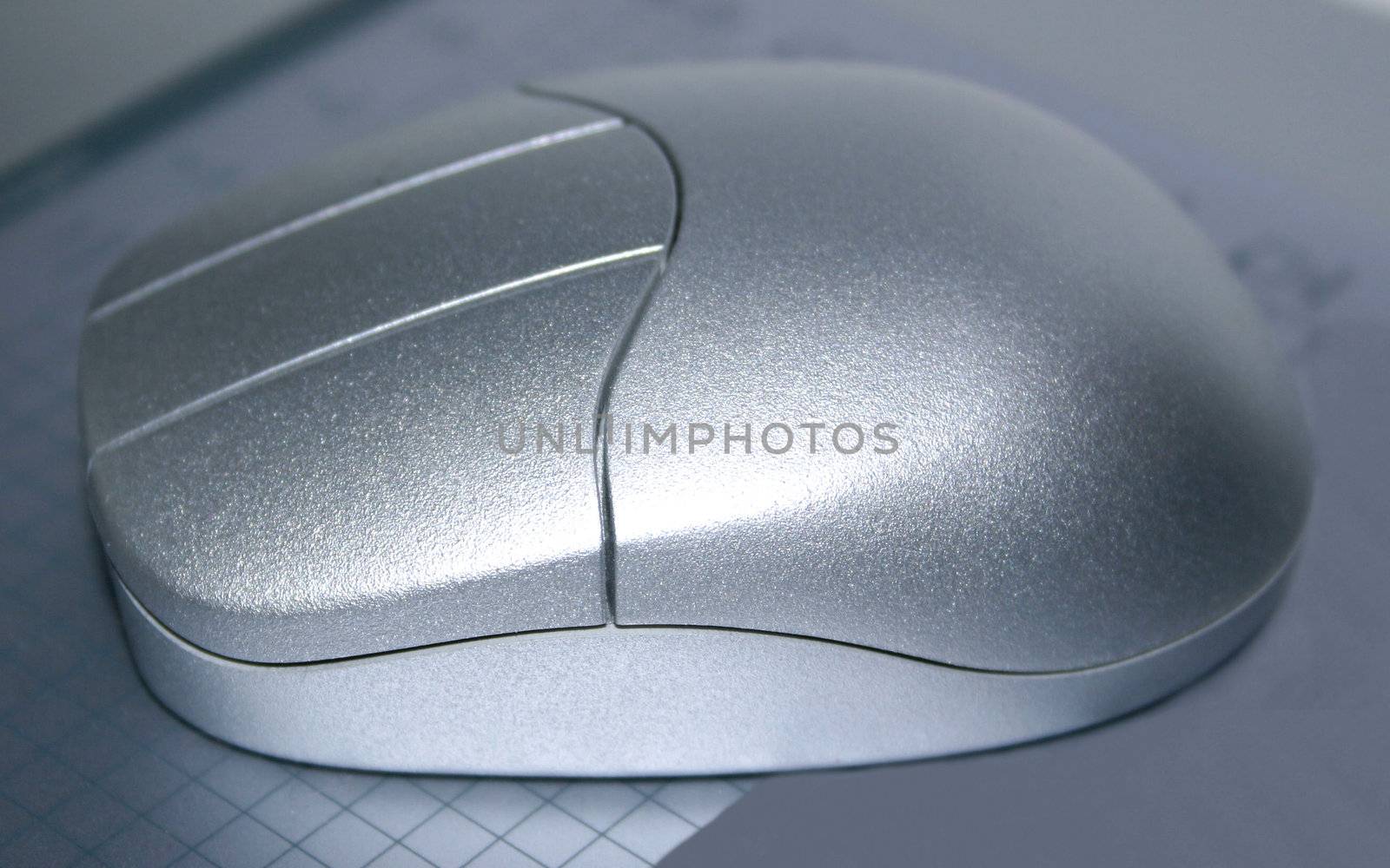 wireless mouse by leafy