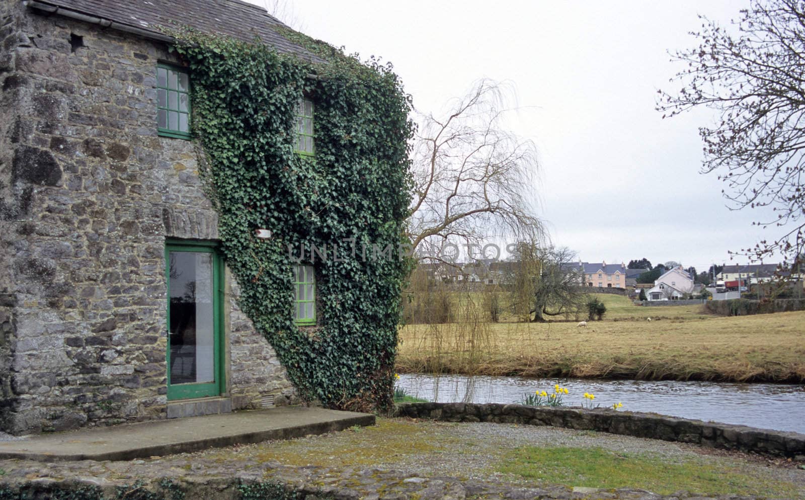 Stone House by ACMPhoto