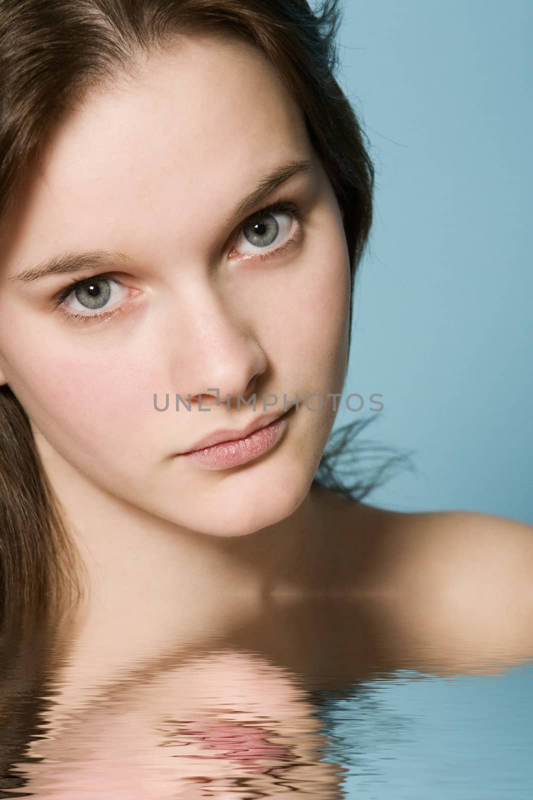 Natural portrait of a girl with short brown hair