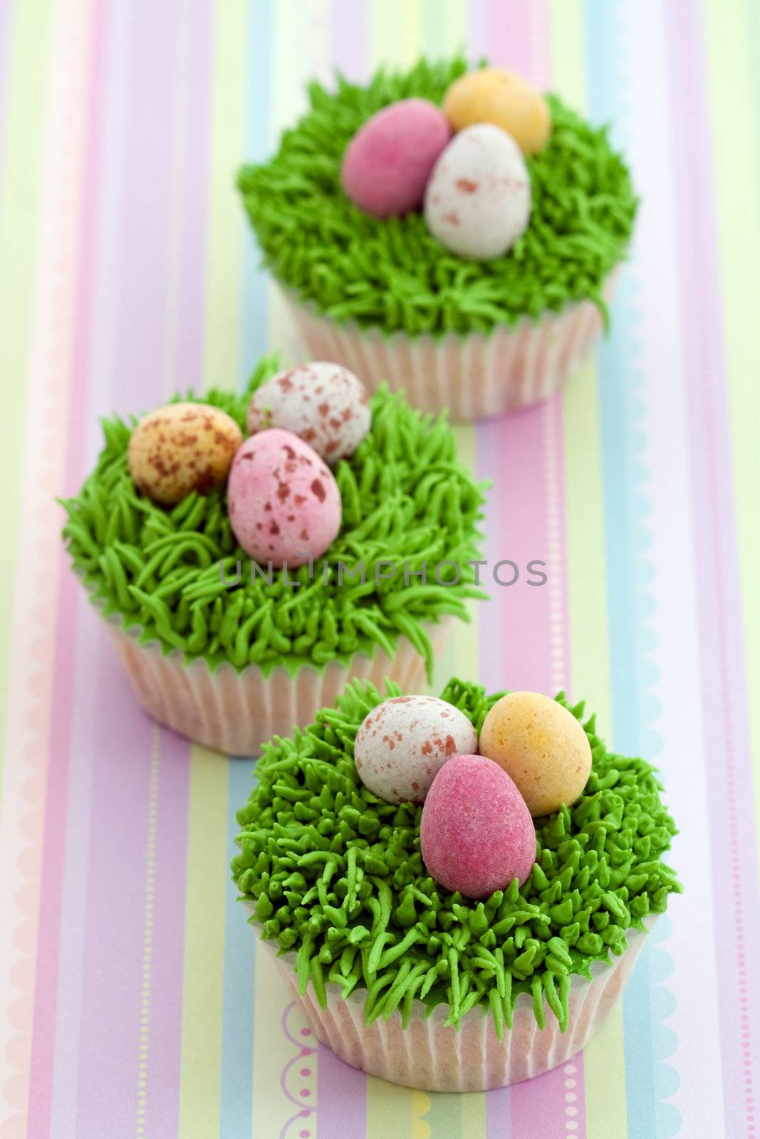 Cupcakes decorated with an Easter theme