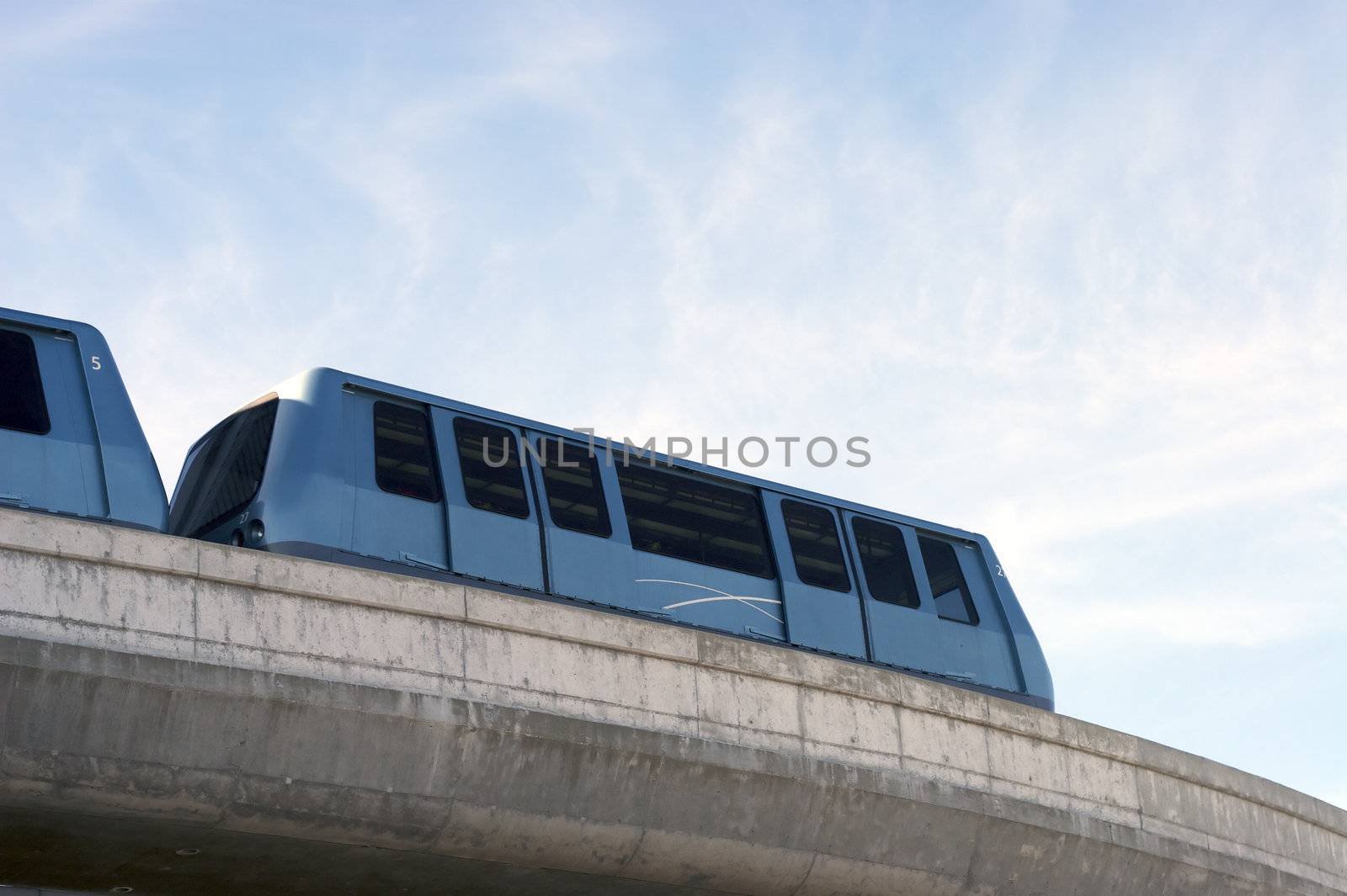 A shot of the monorail leaving the San Francisco airport.