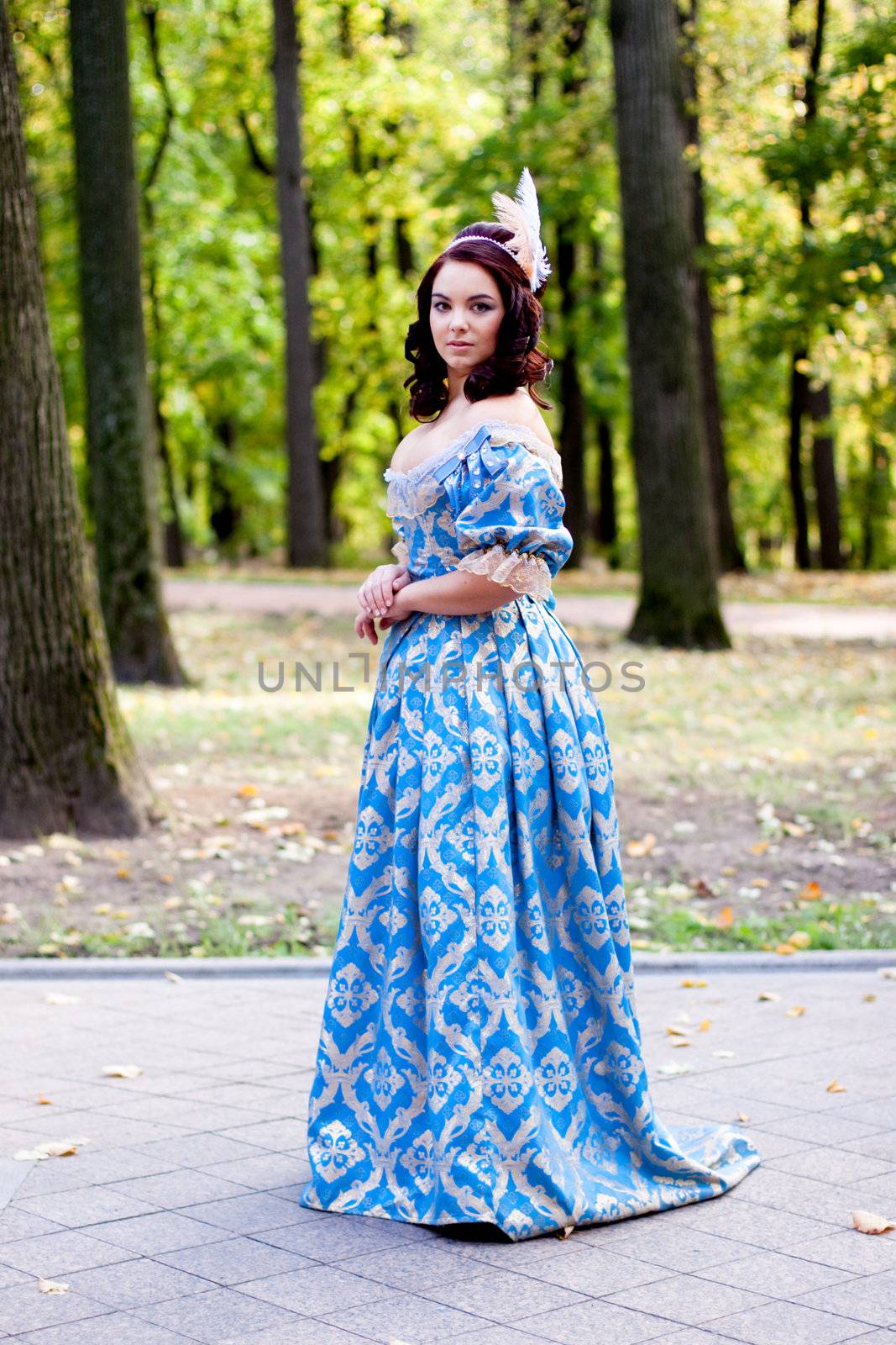 Portrait of lady in blue baroque dress
