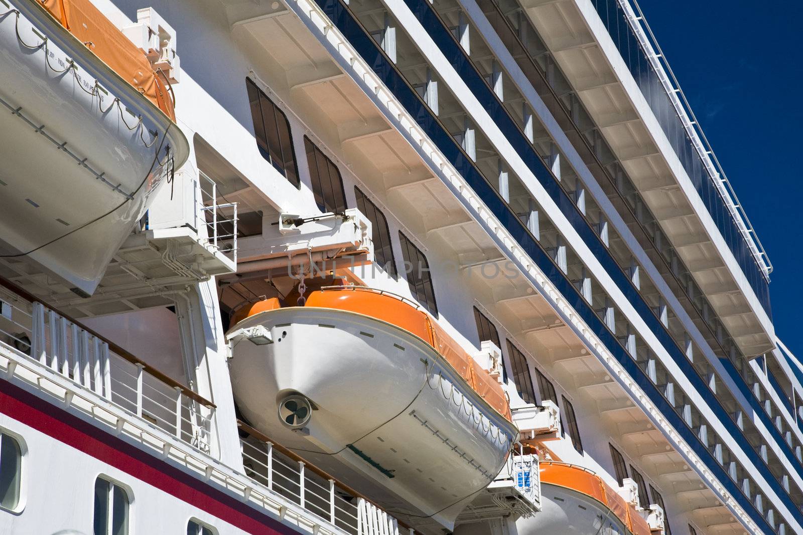 cruise ship in st thomas USVI