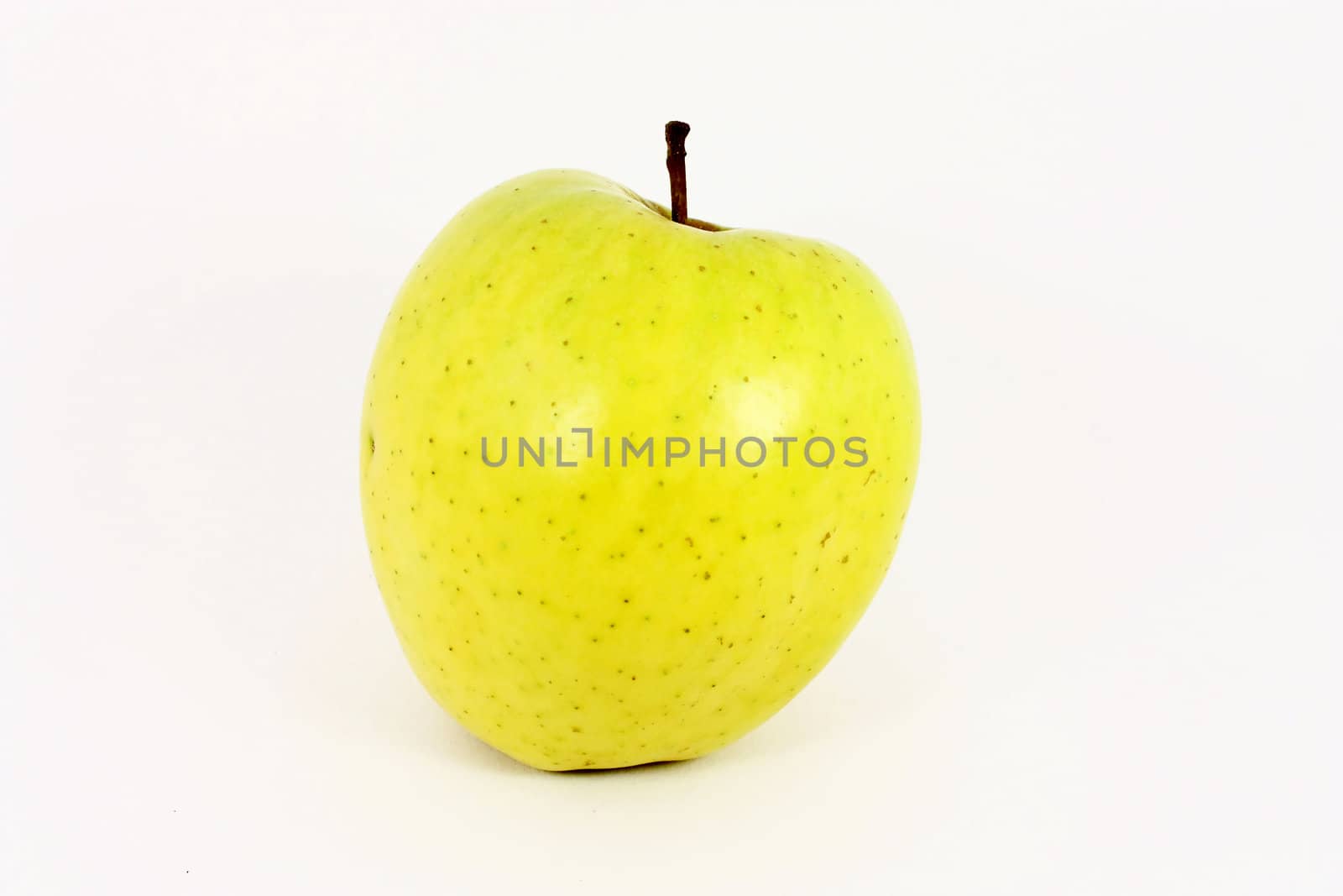 Ripe fresh yellow apple, isolated