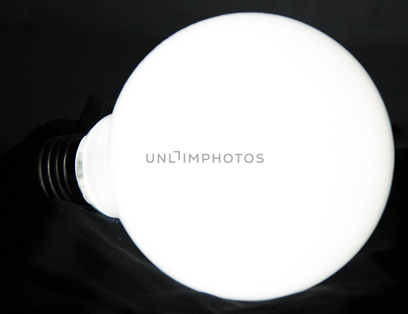 Fluorescent lamp of white colour
