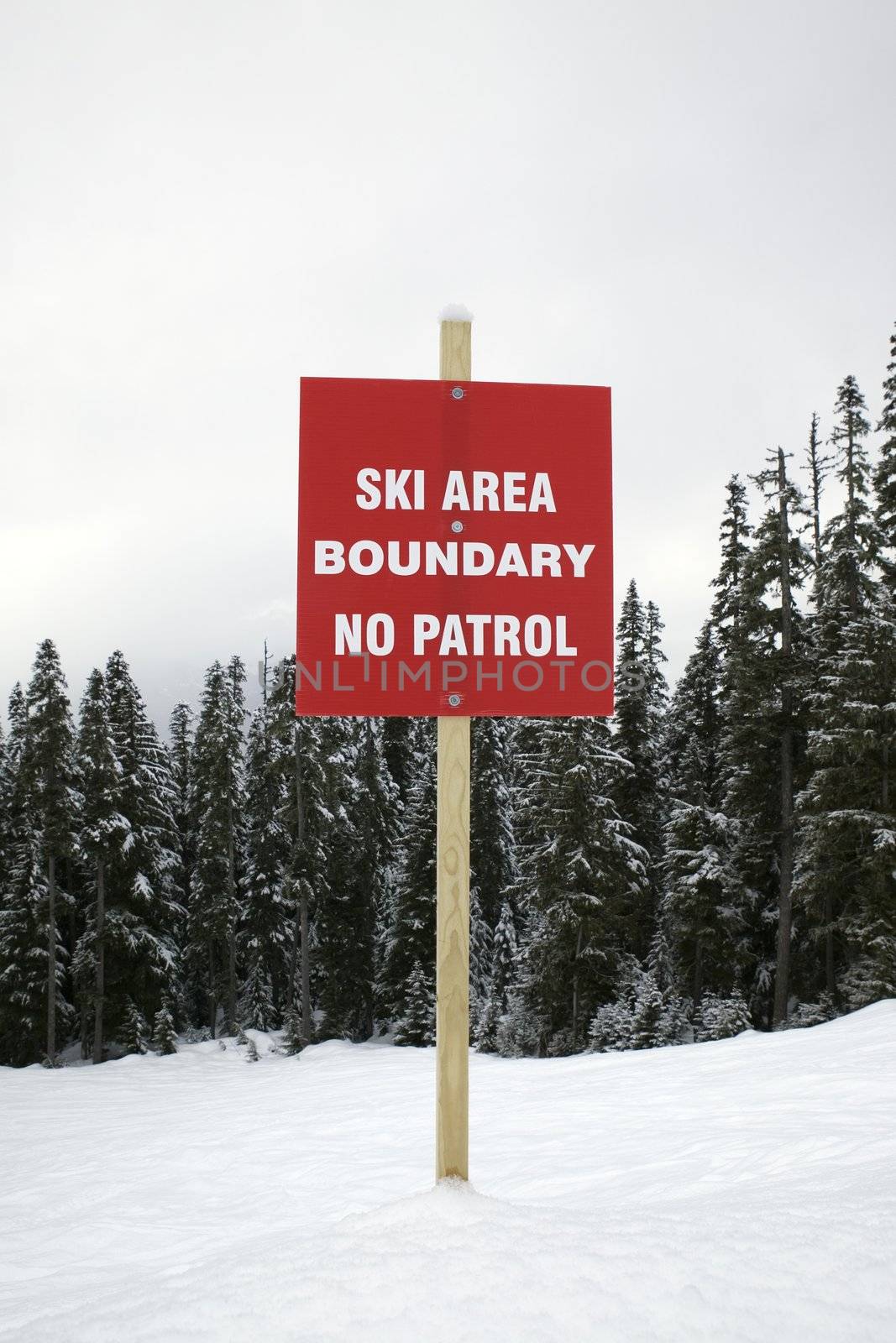 Ski boundary sign. by iofoto