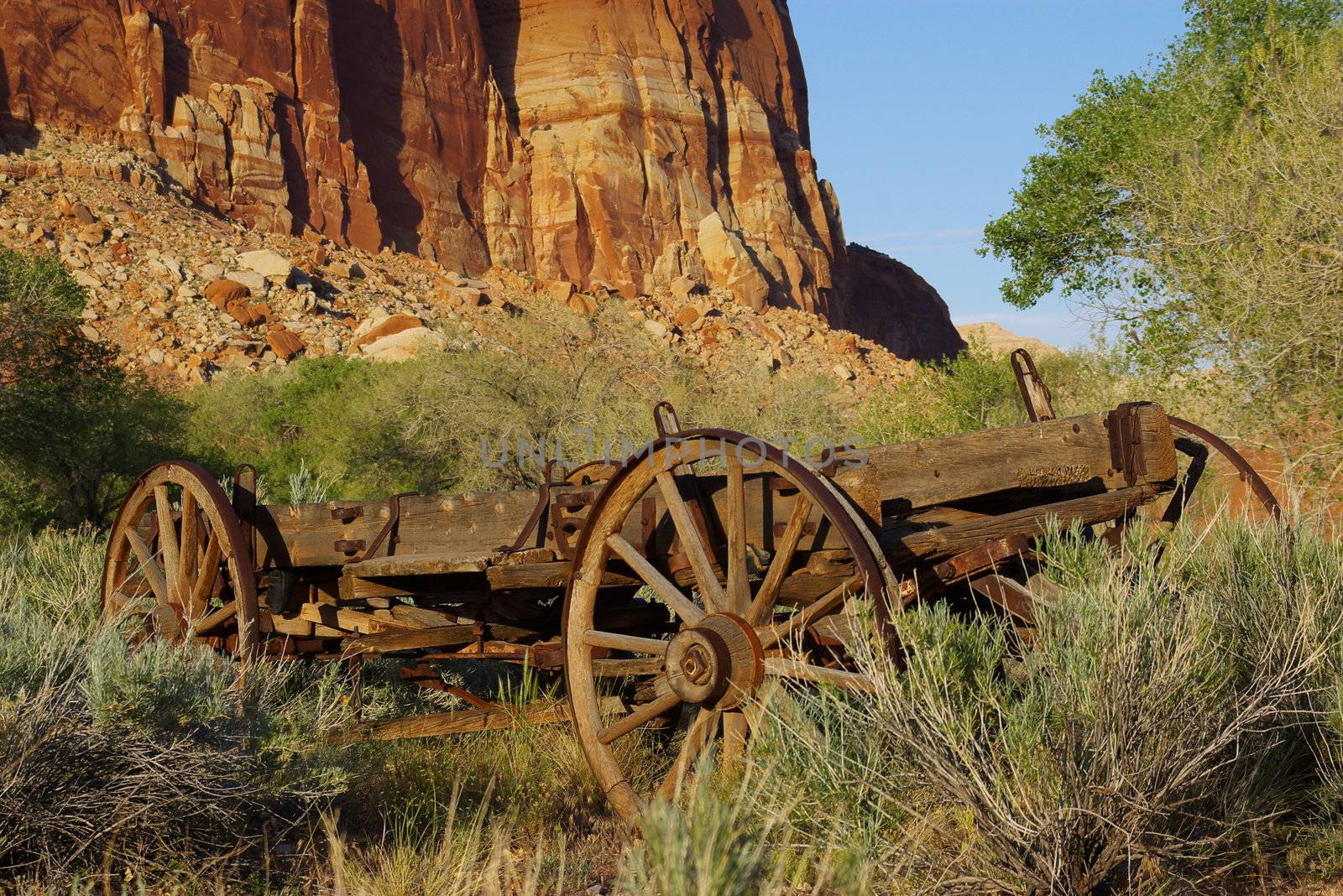 Wooden Wagon B by photocdn39