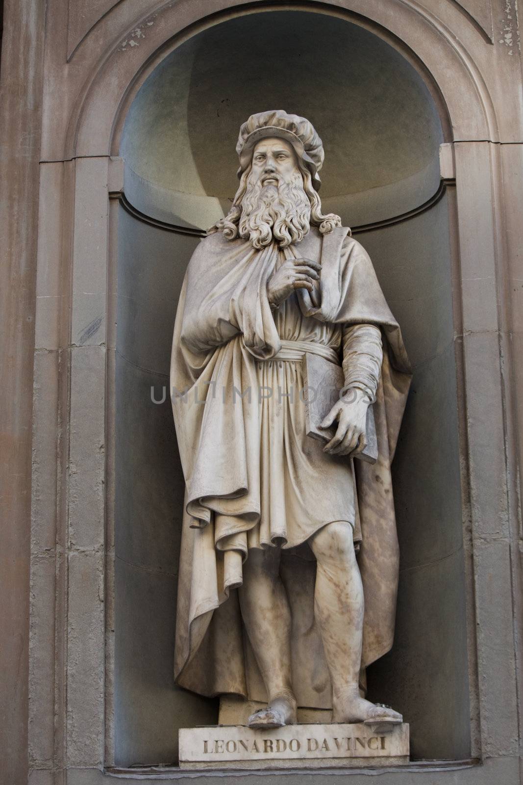 Statue of Leonardo da Vinci in Uffizi Gallery Florence Italy 
