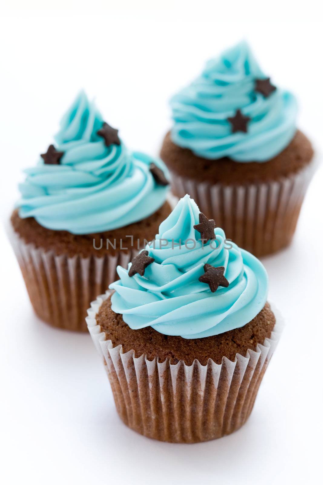 Chocolate cupcakes by RuthBlack