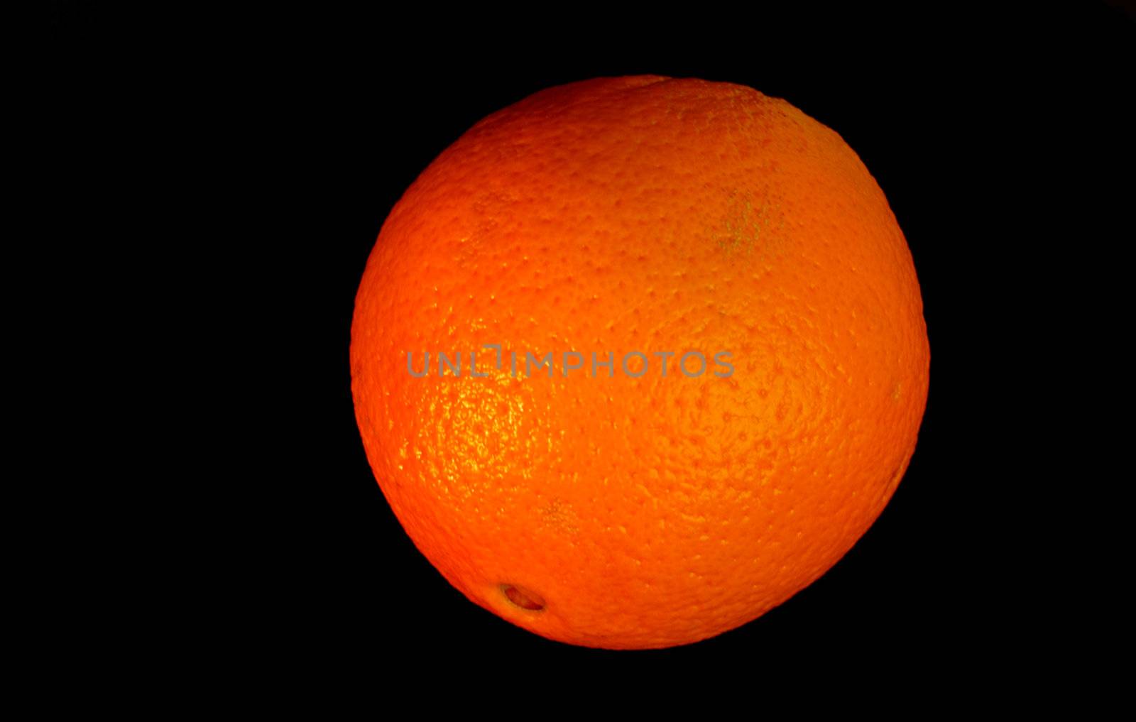 orange by mettus