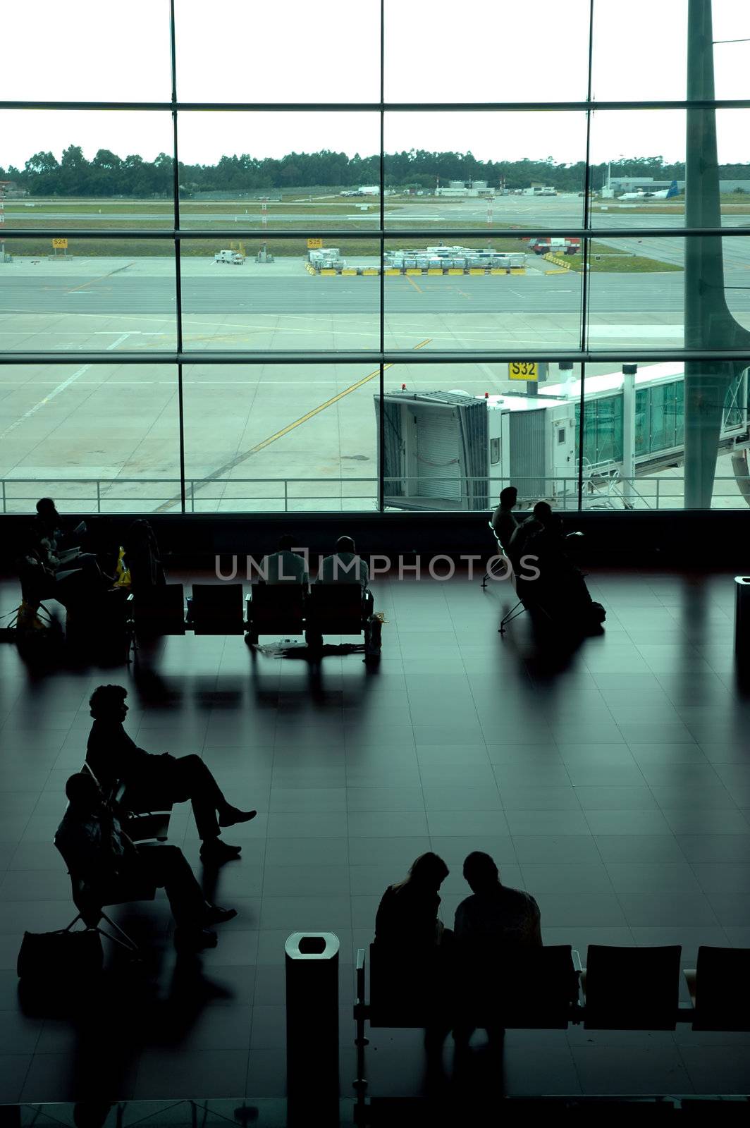 airport silhouette