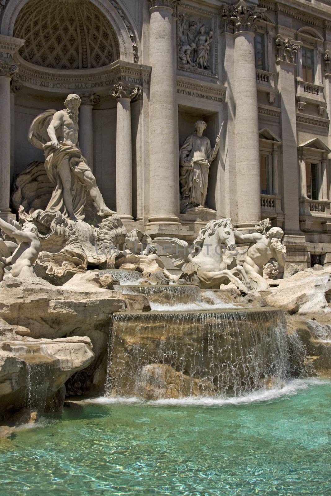 Vintage antique italian fountain de Trevi in Rome