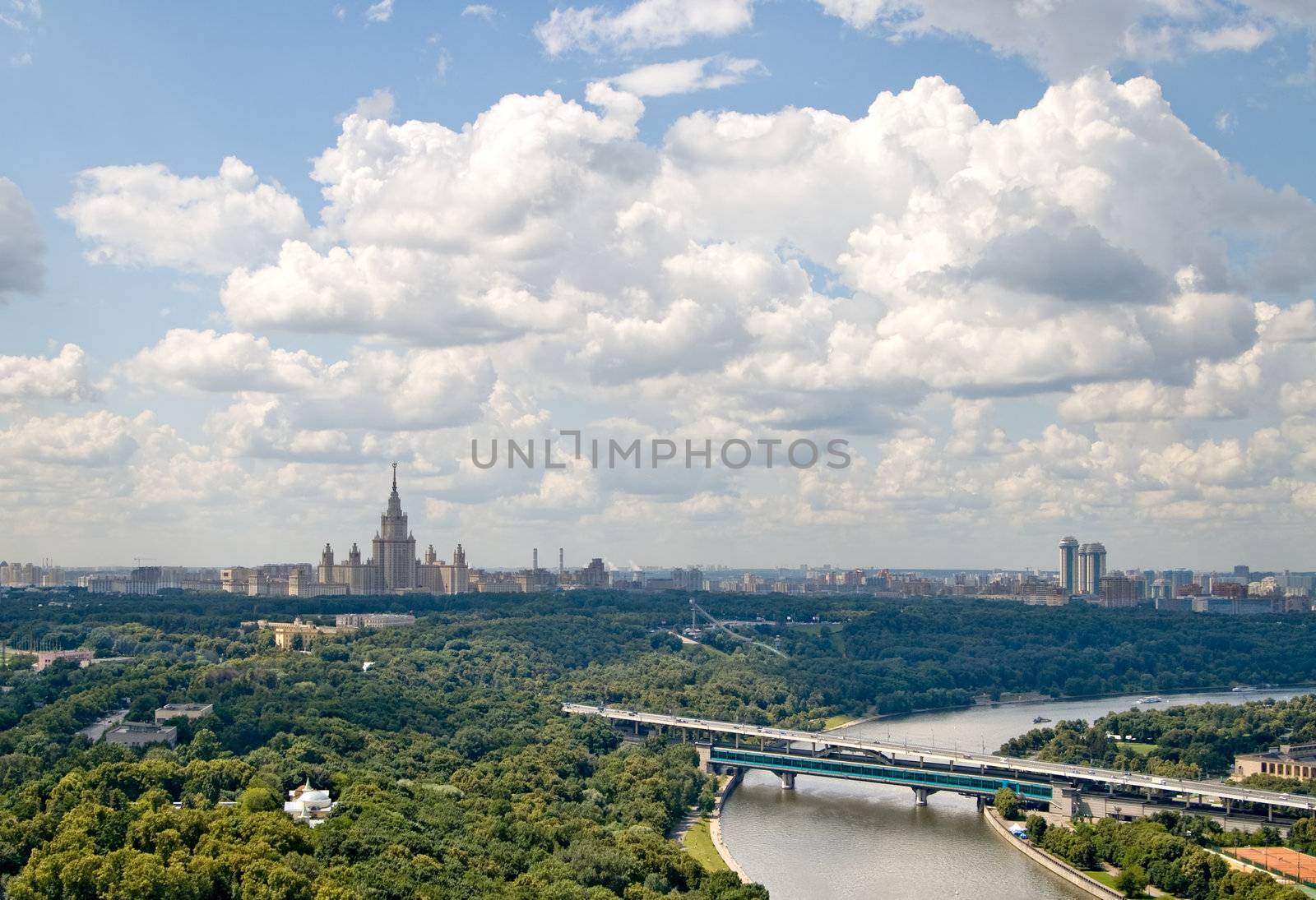 City and heaven by Ravenestling