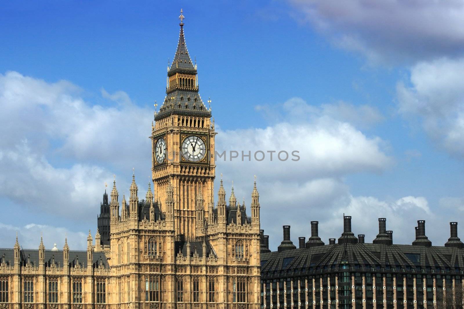 Big Ben and the Parliament buildings in London England.
