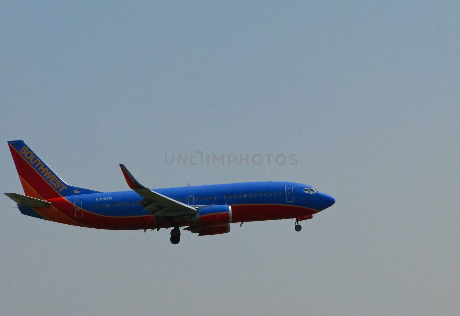 Southwest Airlines Landing by bellafotosolo