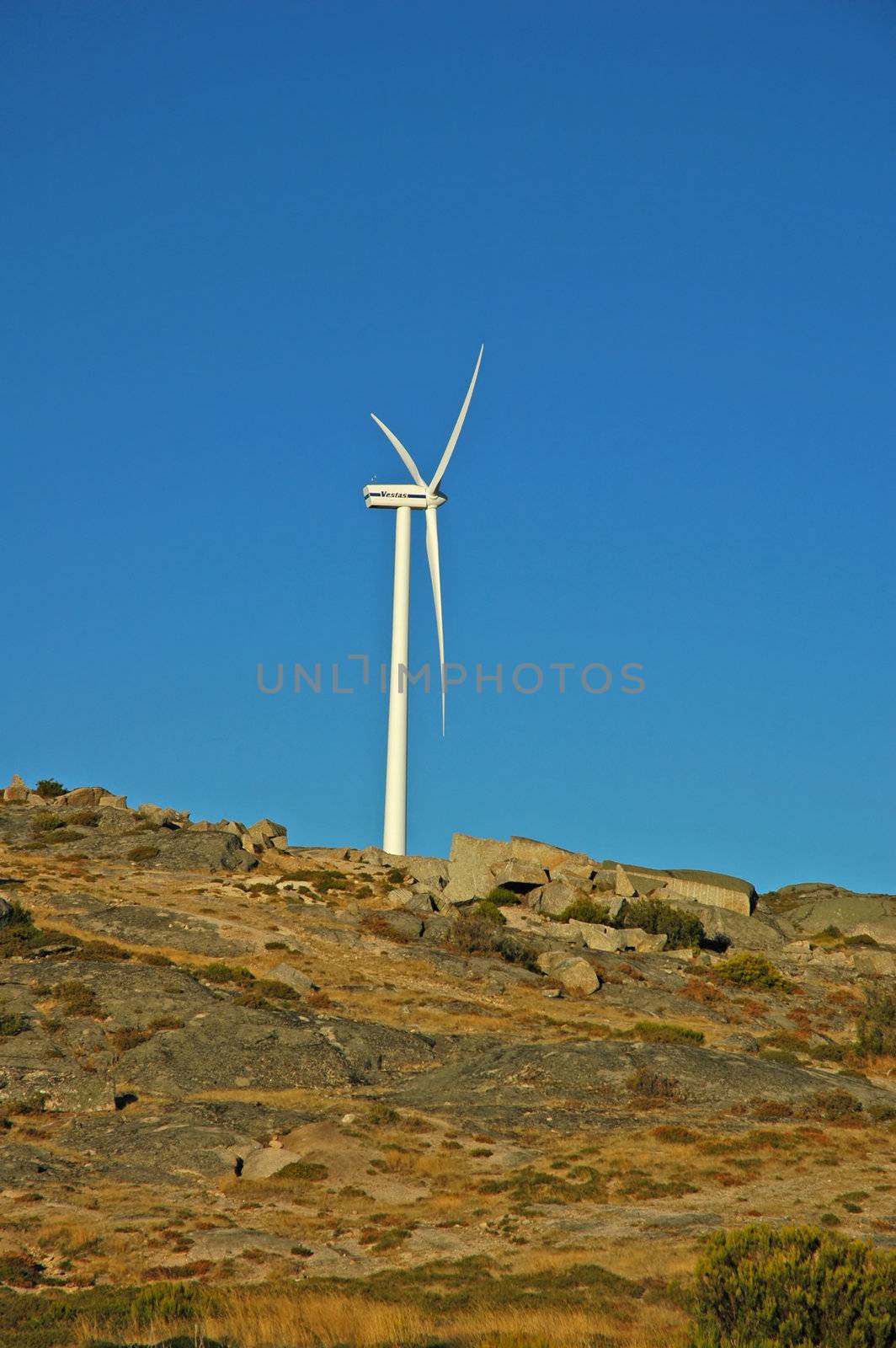 Aerogenerator and blue sky