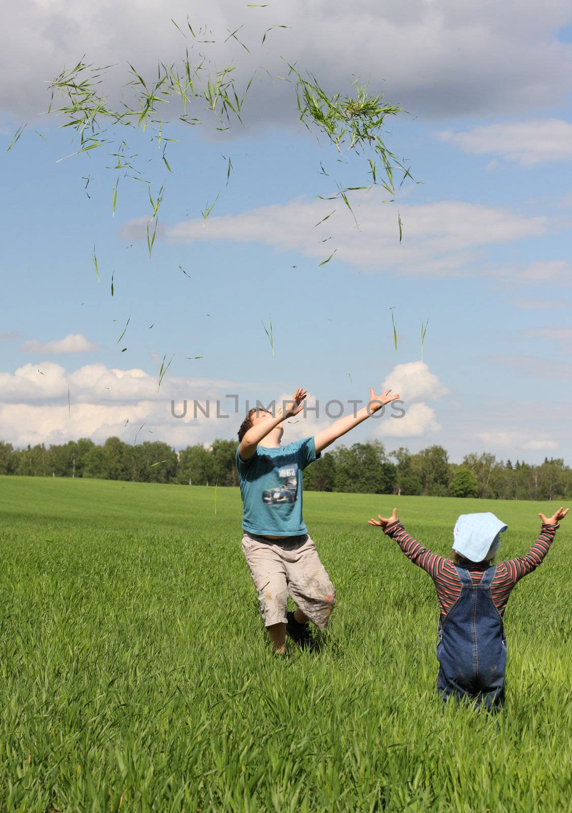 girl, boy, youth, play, spring, grass, joy, gladness, merriment, relaxation, leave, nature, summer, field 