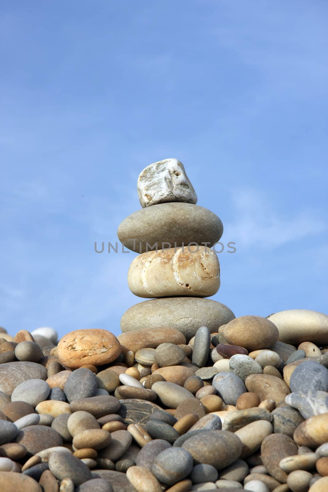 sand stones
