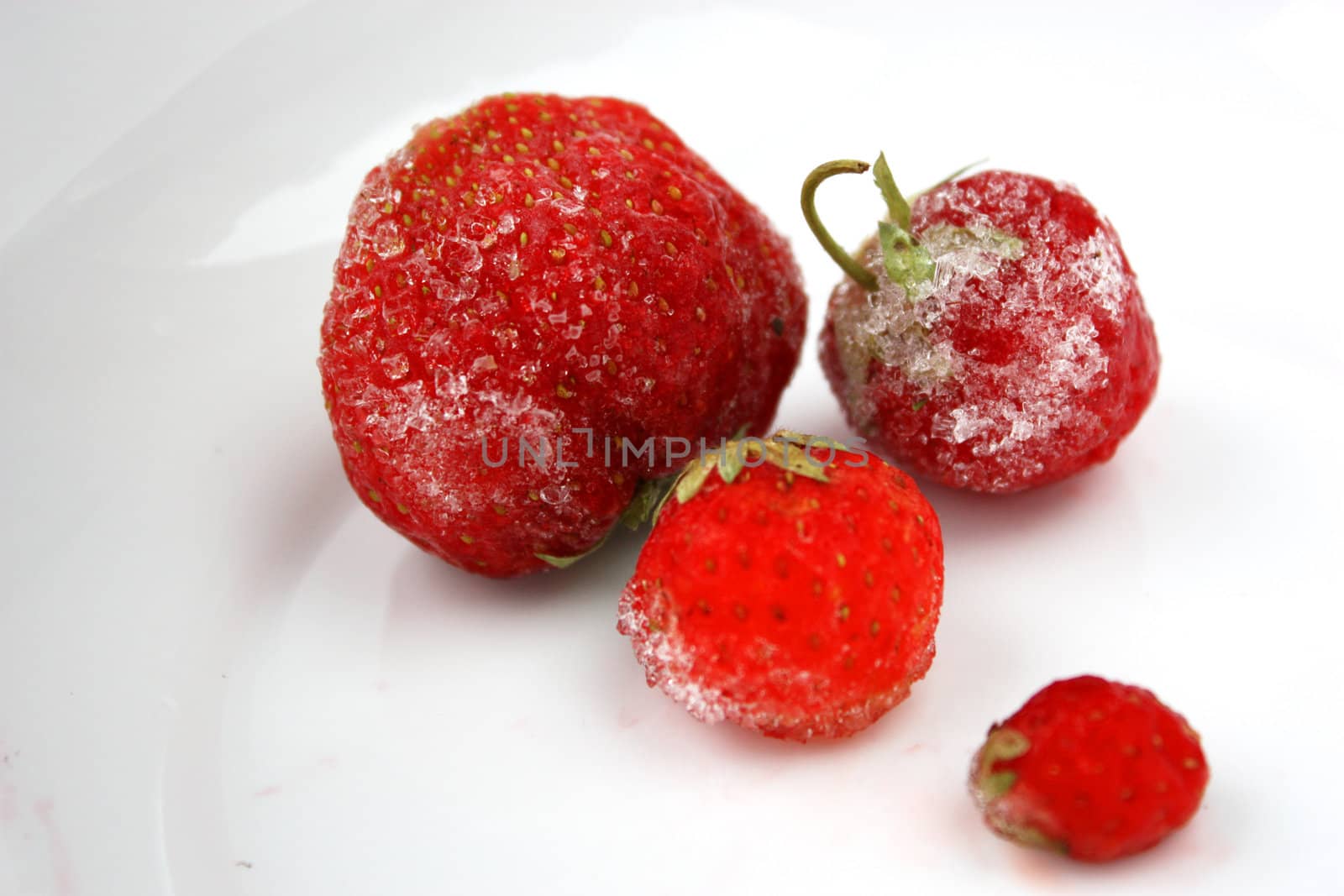 strawberries by Lyudmila