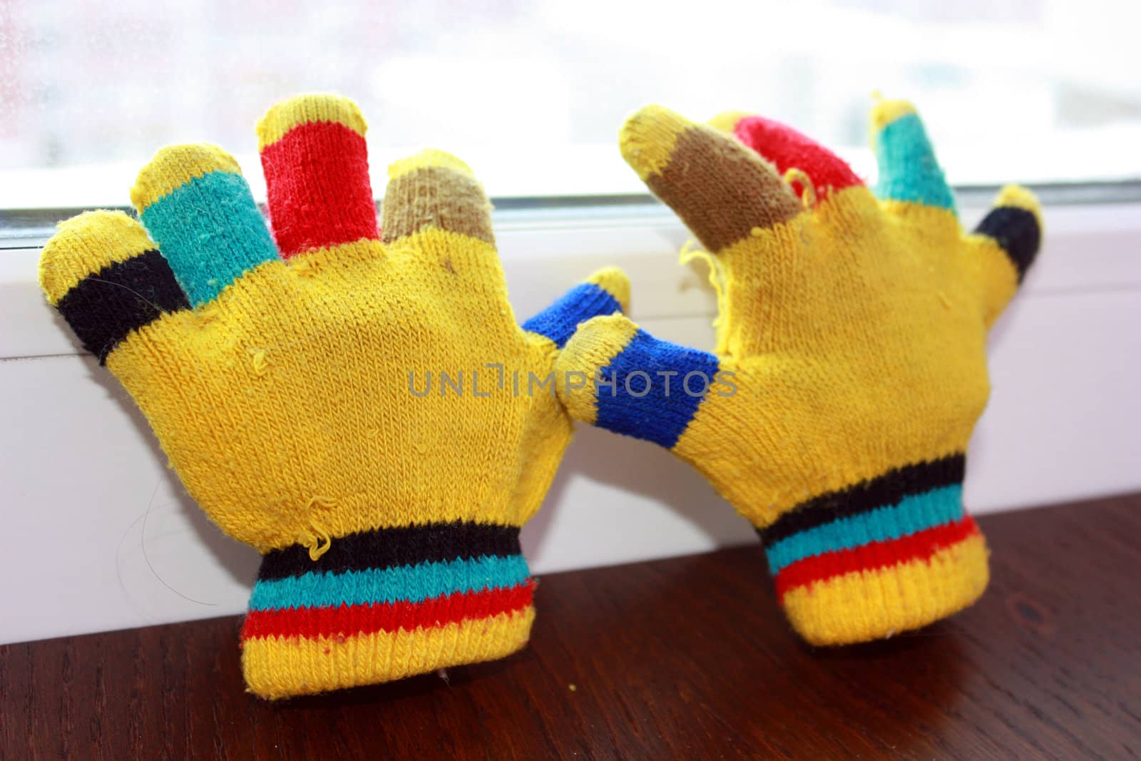 children\'s gloves by Lyudmila