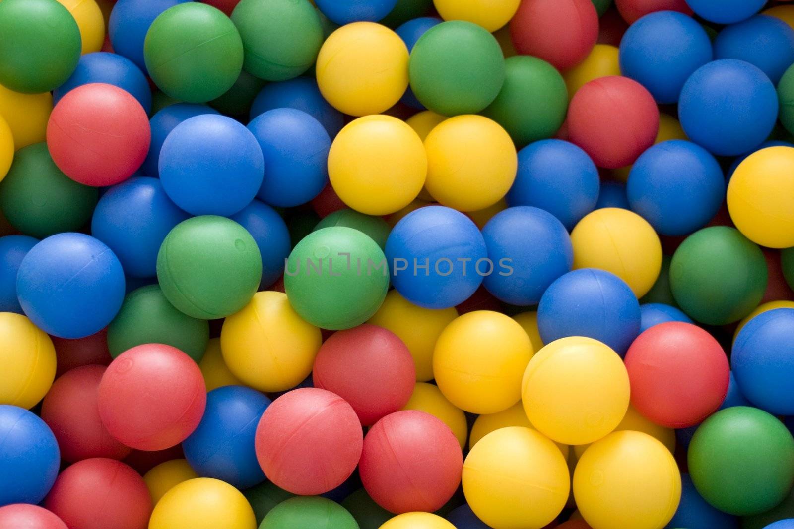 Color balls by pzaxe