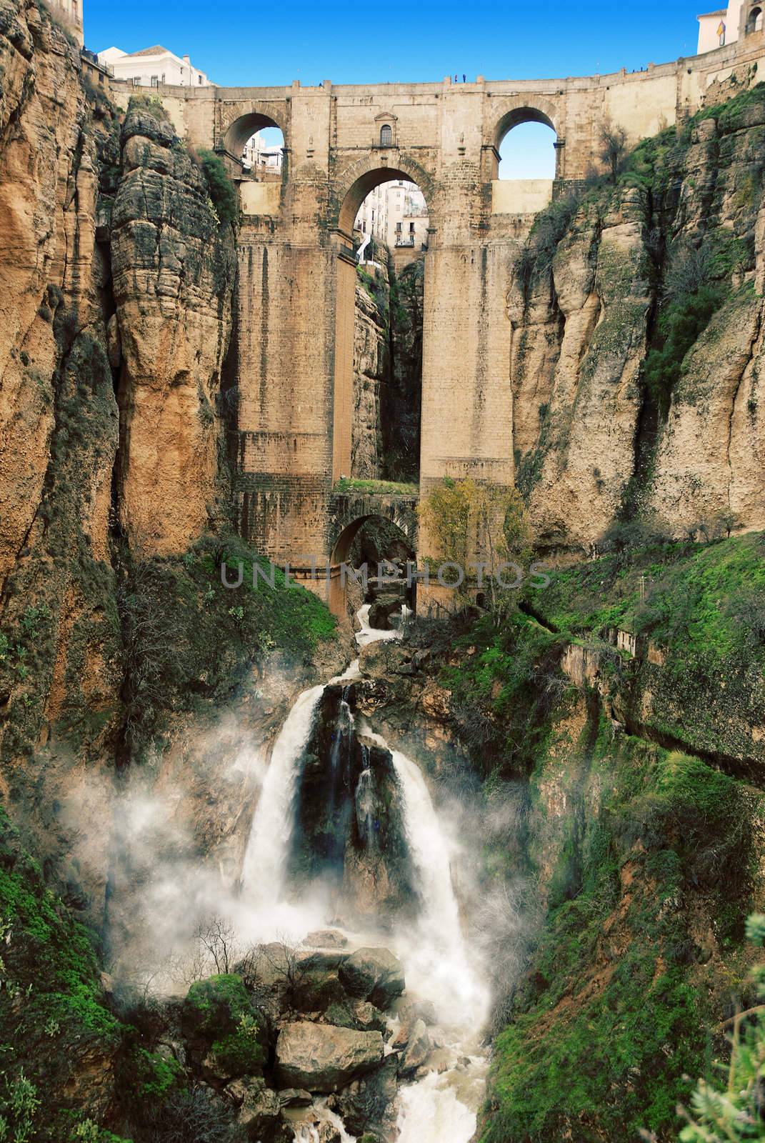 Ronda is famous for its dramatic views and for the deep El Tajo gorge.