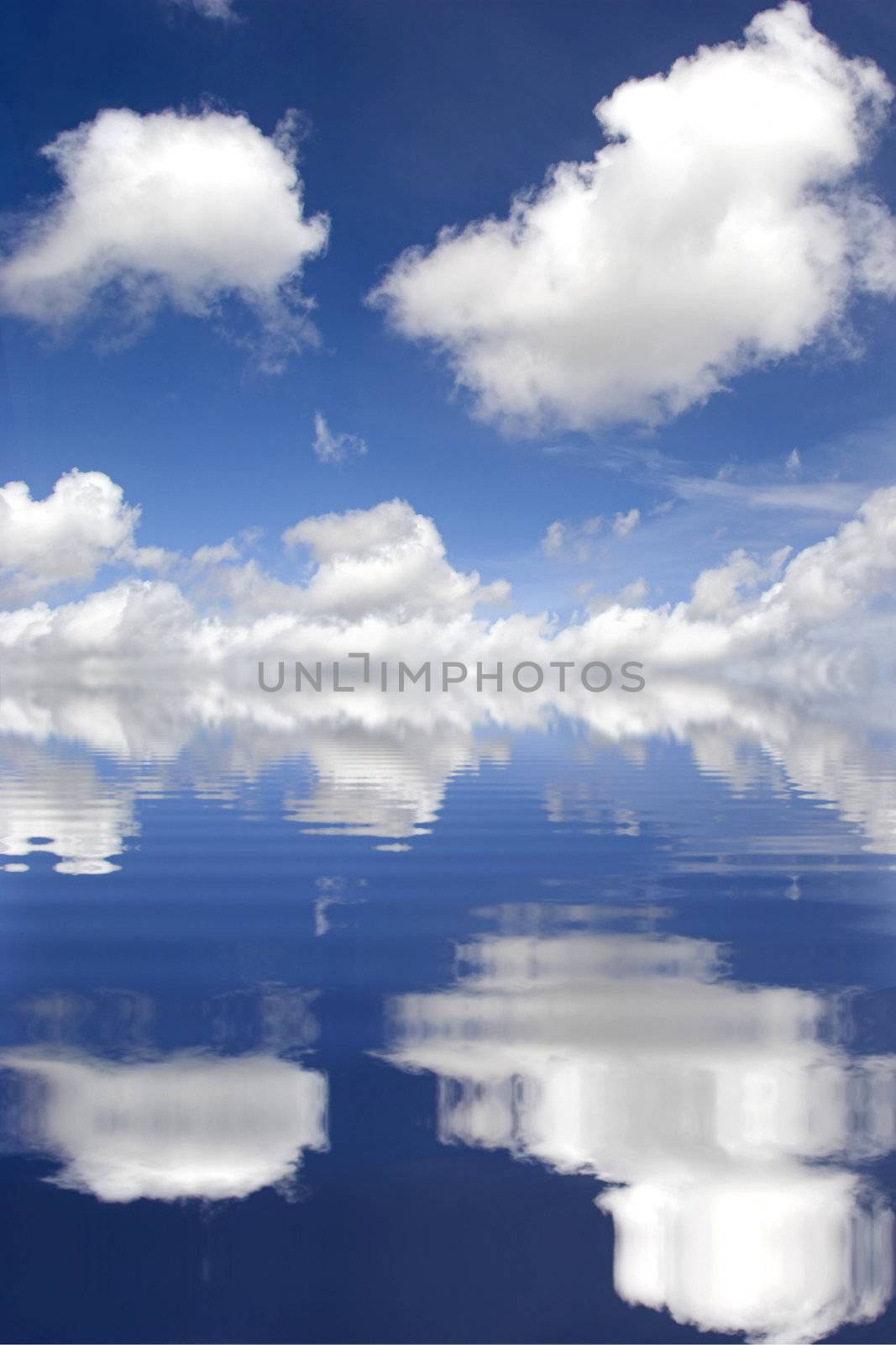 Cloudy sky reflect on water by Iko