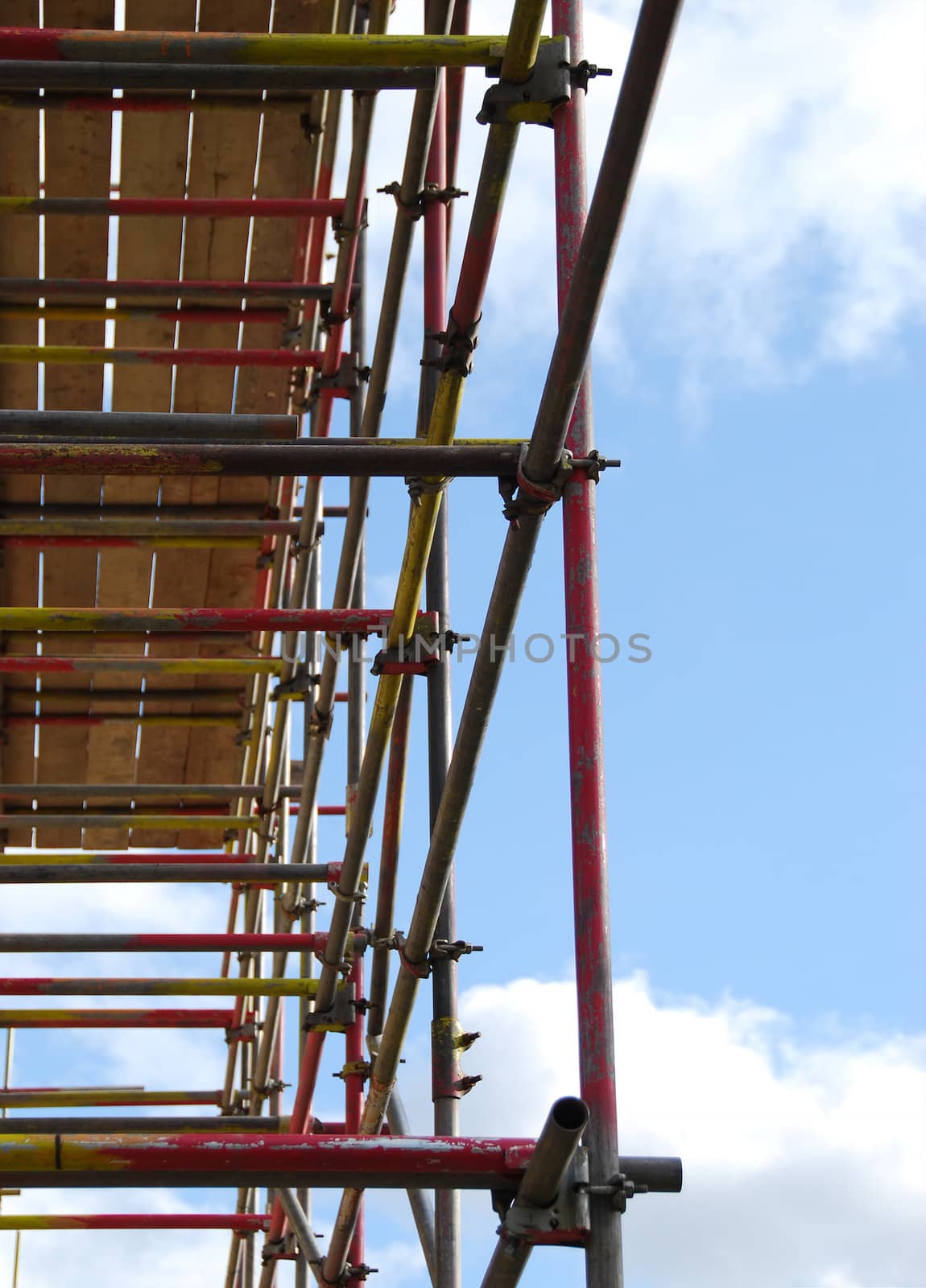 Scaffolding tower by yorkman