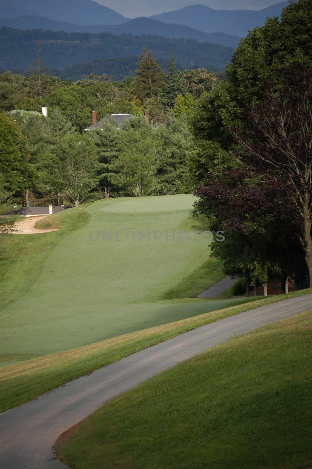 A long golf green in the North Carolina mountains