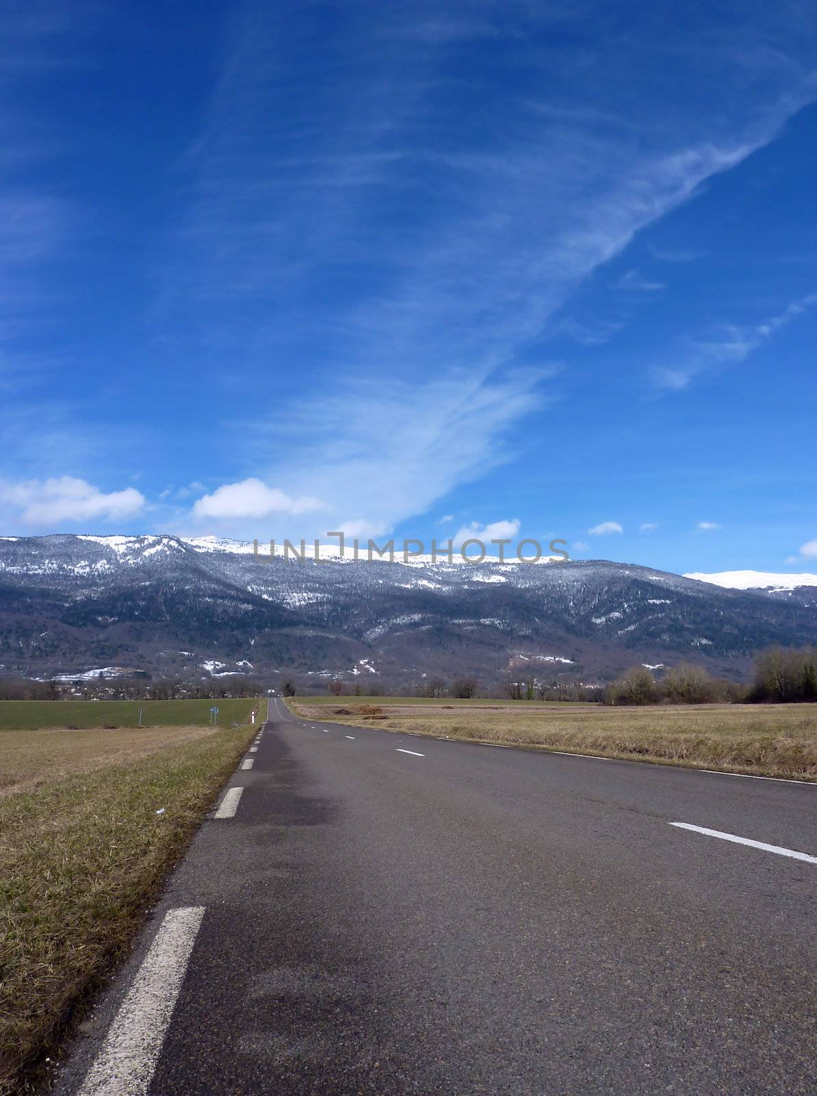 Road to the mountain by Elenaphotos21