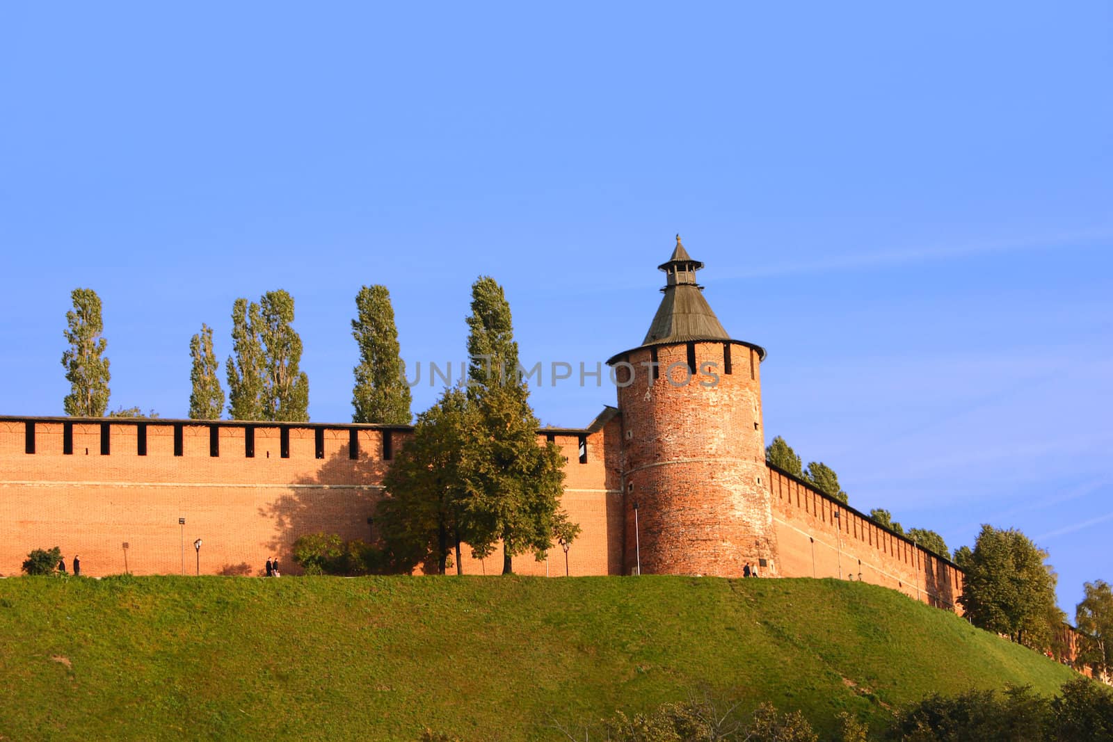 Protective tower between lock walls removed by a summer sunny day