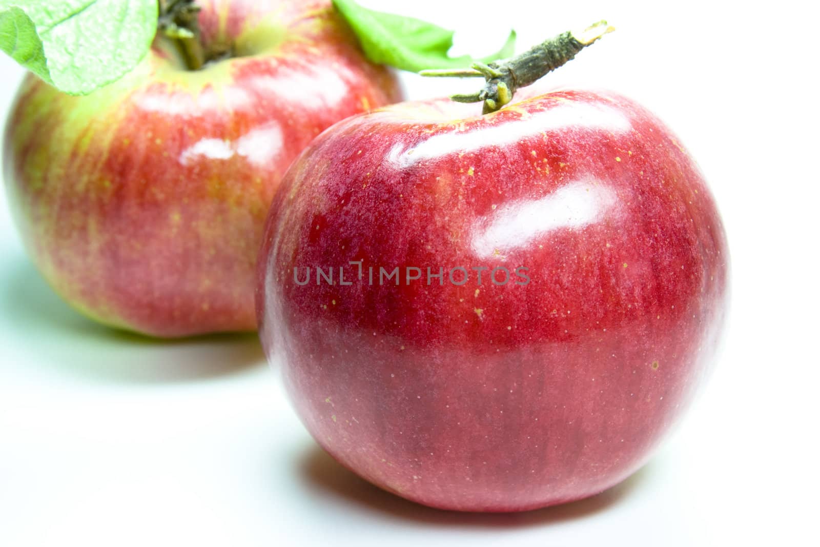 red apple by Bullysoft