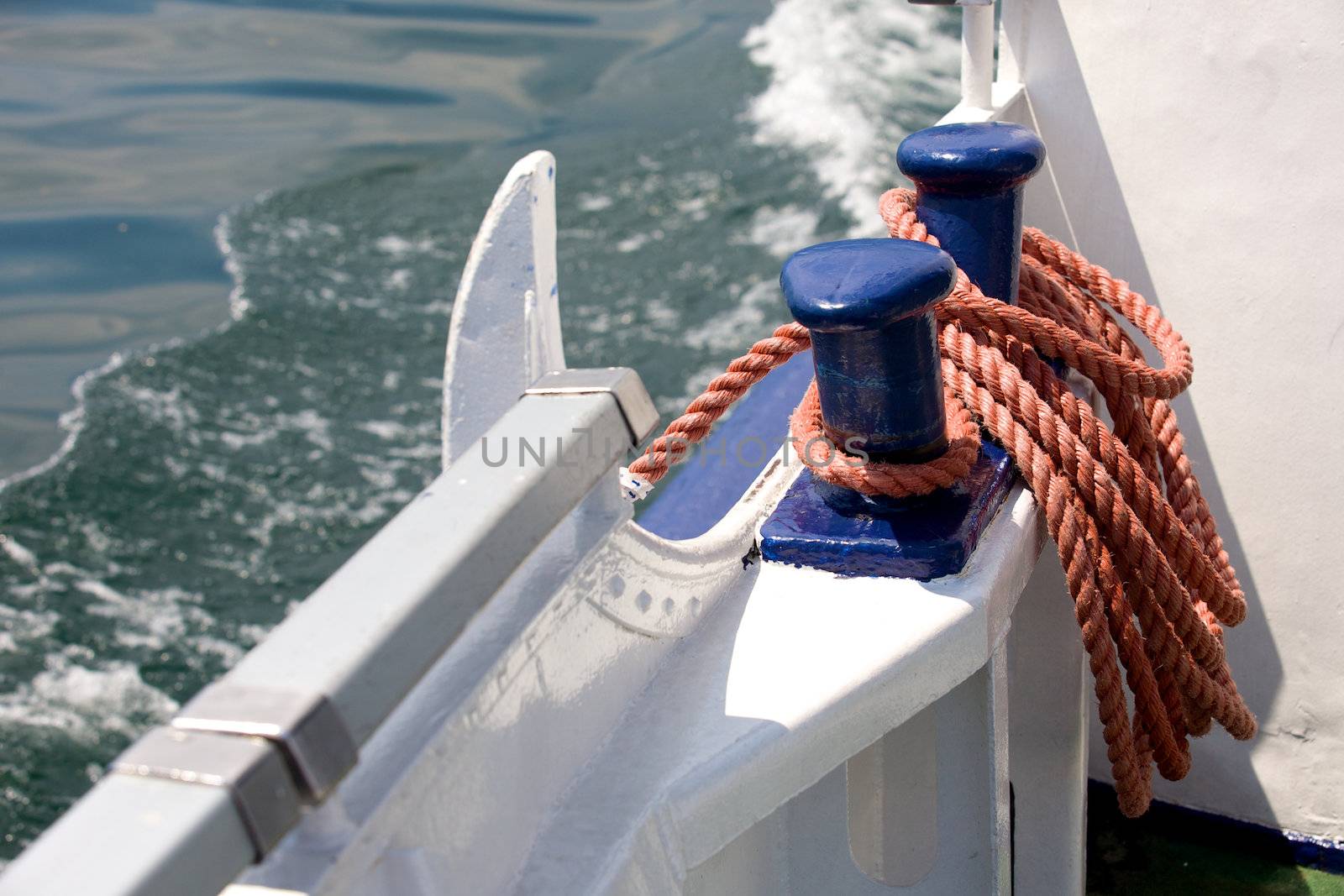 The ships board with the cord