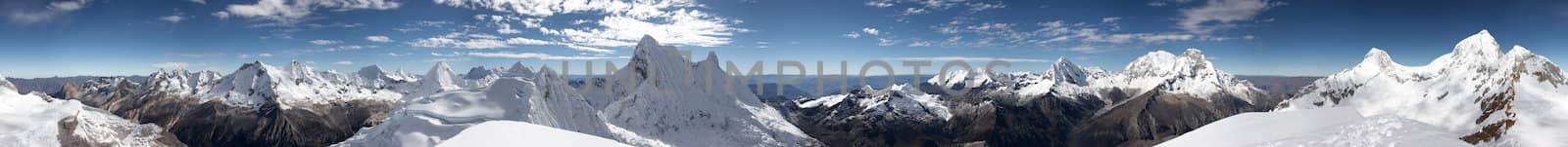 Circular 360 degrees panorama from Mount Pisco, Cordillera Blanca, Peru